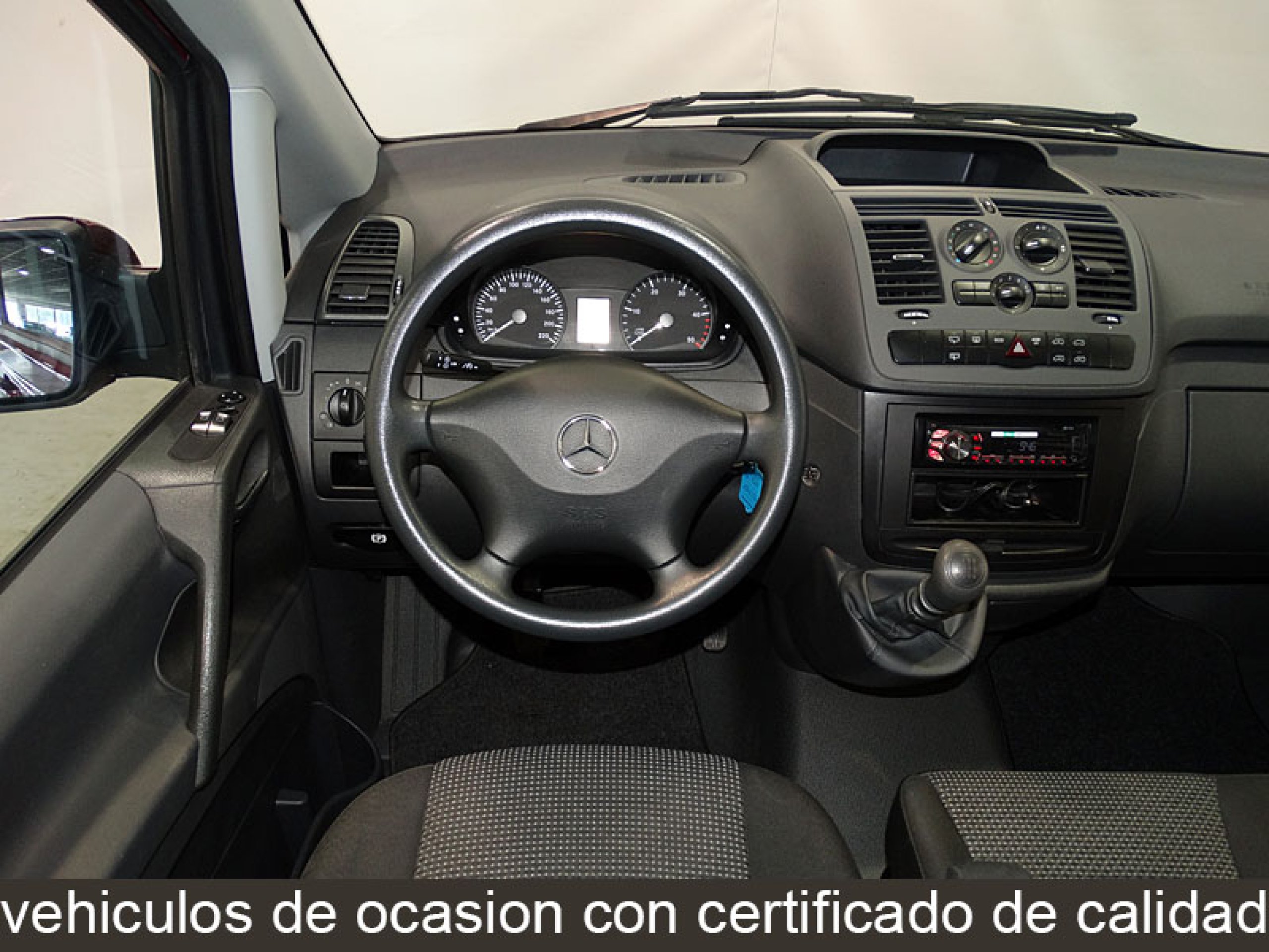 Foto Mercedes-Benz Vito 21