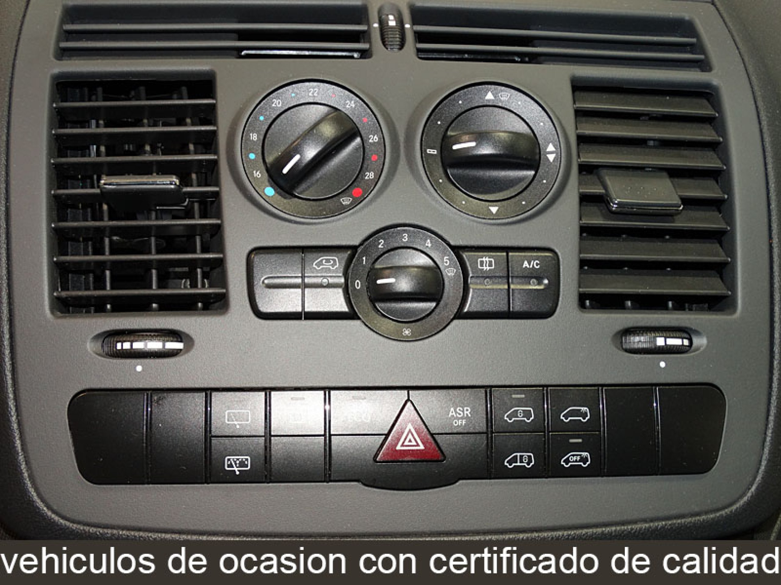 Foto Mercedes-Benz Vito 29