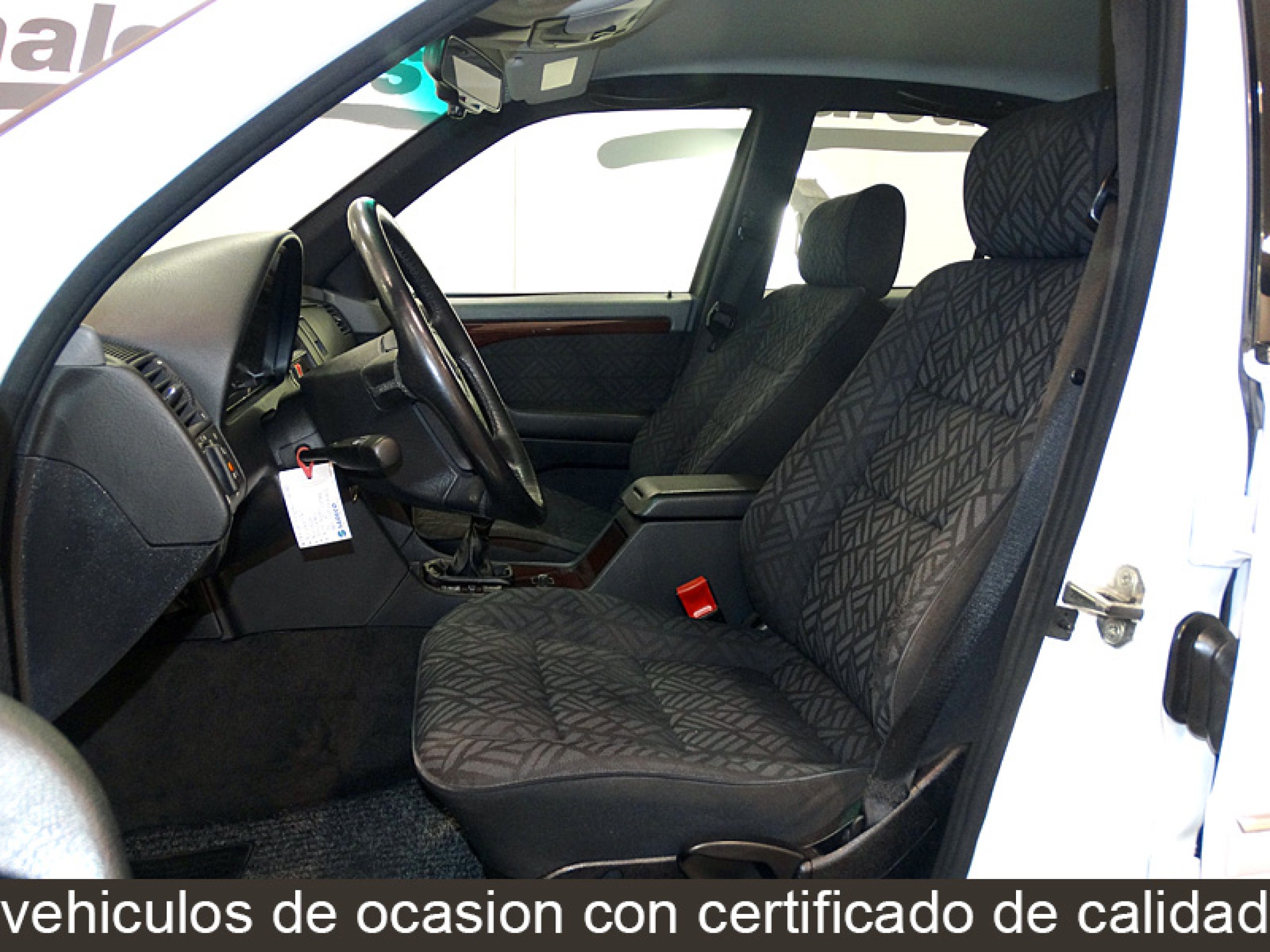 Foto Mercedes-Benz C 180 11 Foto Mercedes-Benz C 180 11