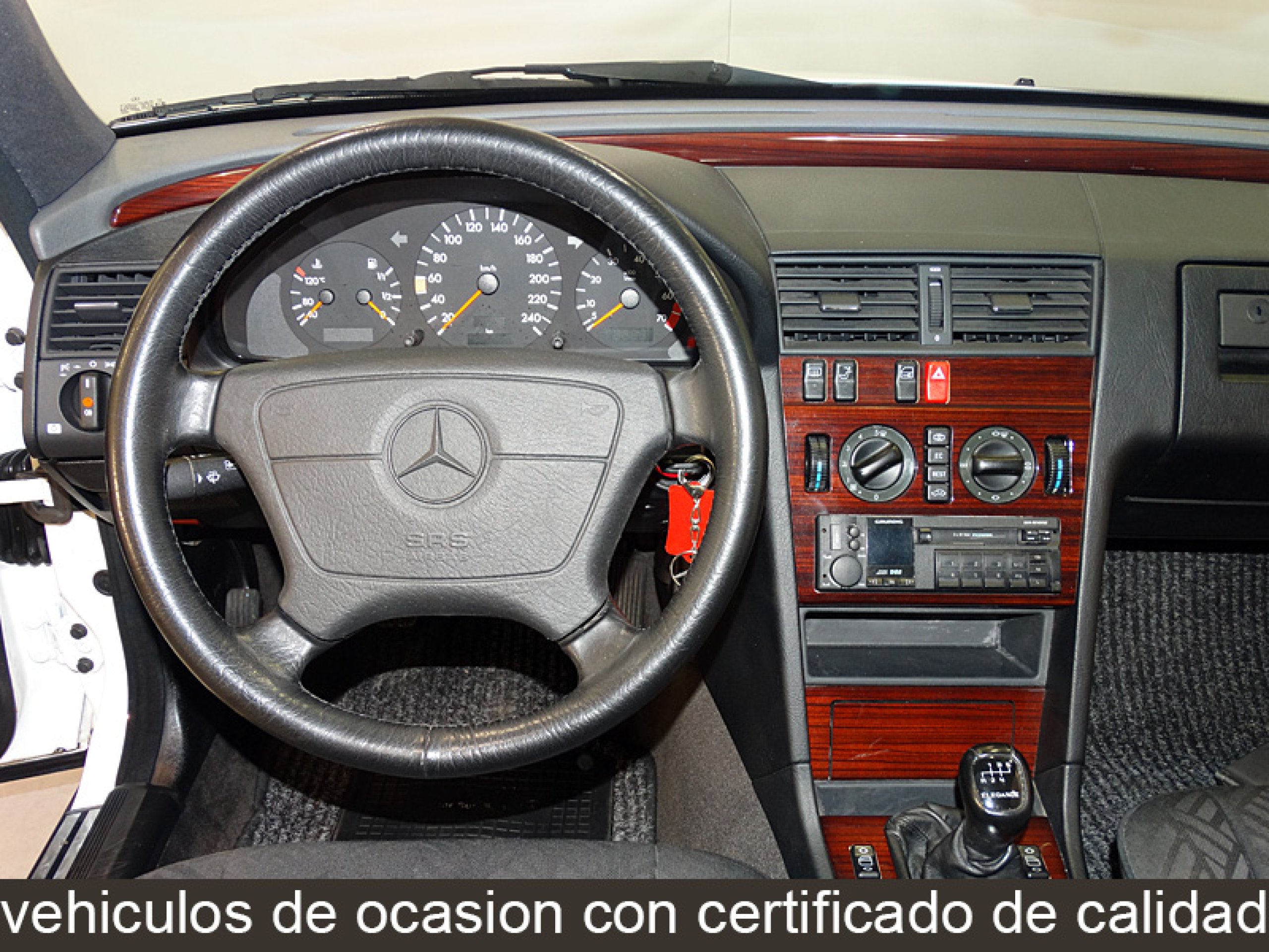 Foto Mercedes-Benz C 180 14 Foto Mercedes-Benz C 180 14
