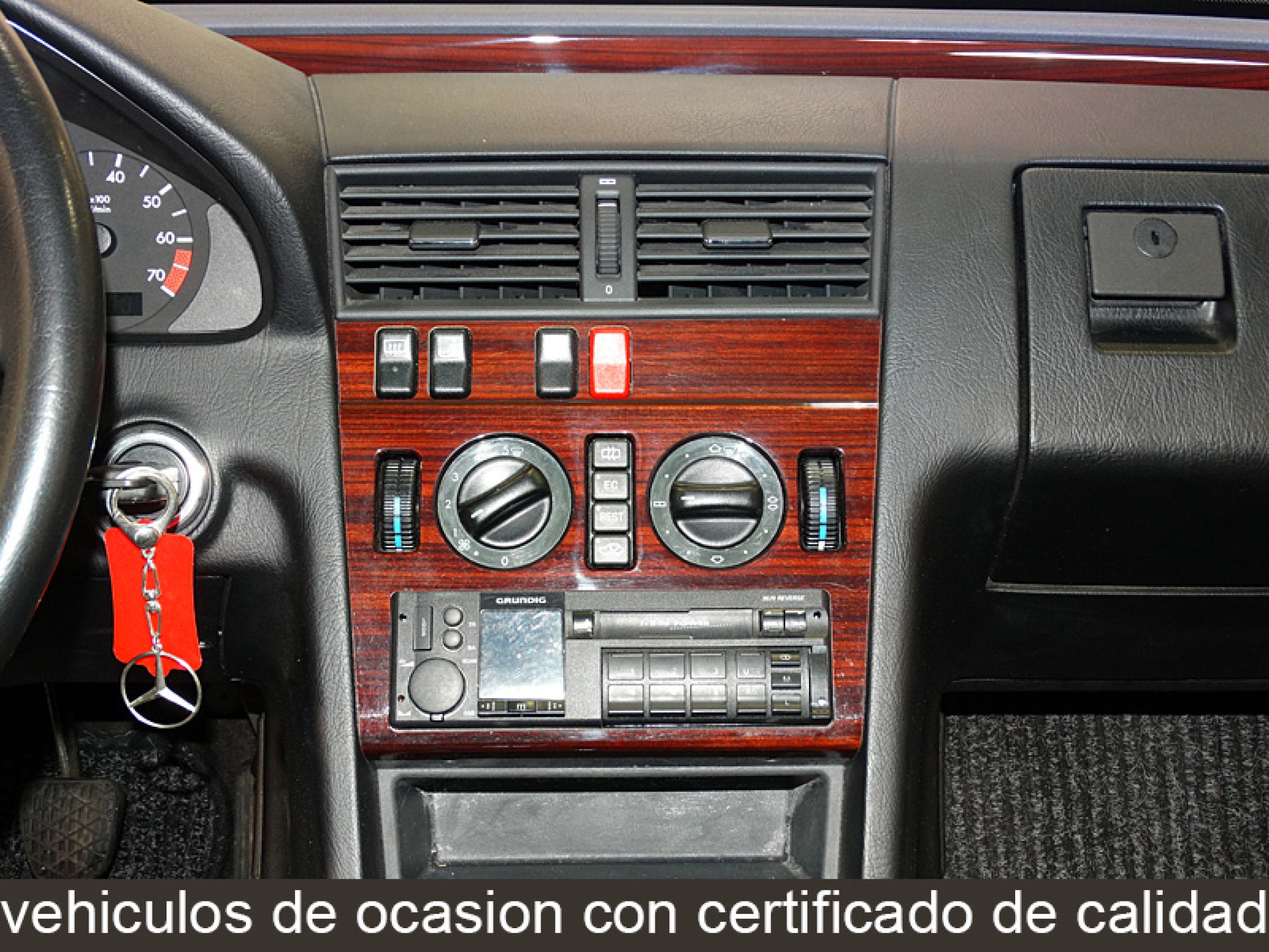 Foto Mercedes-Benz C 180 15 Foto Mercedes-Benz C 180 15