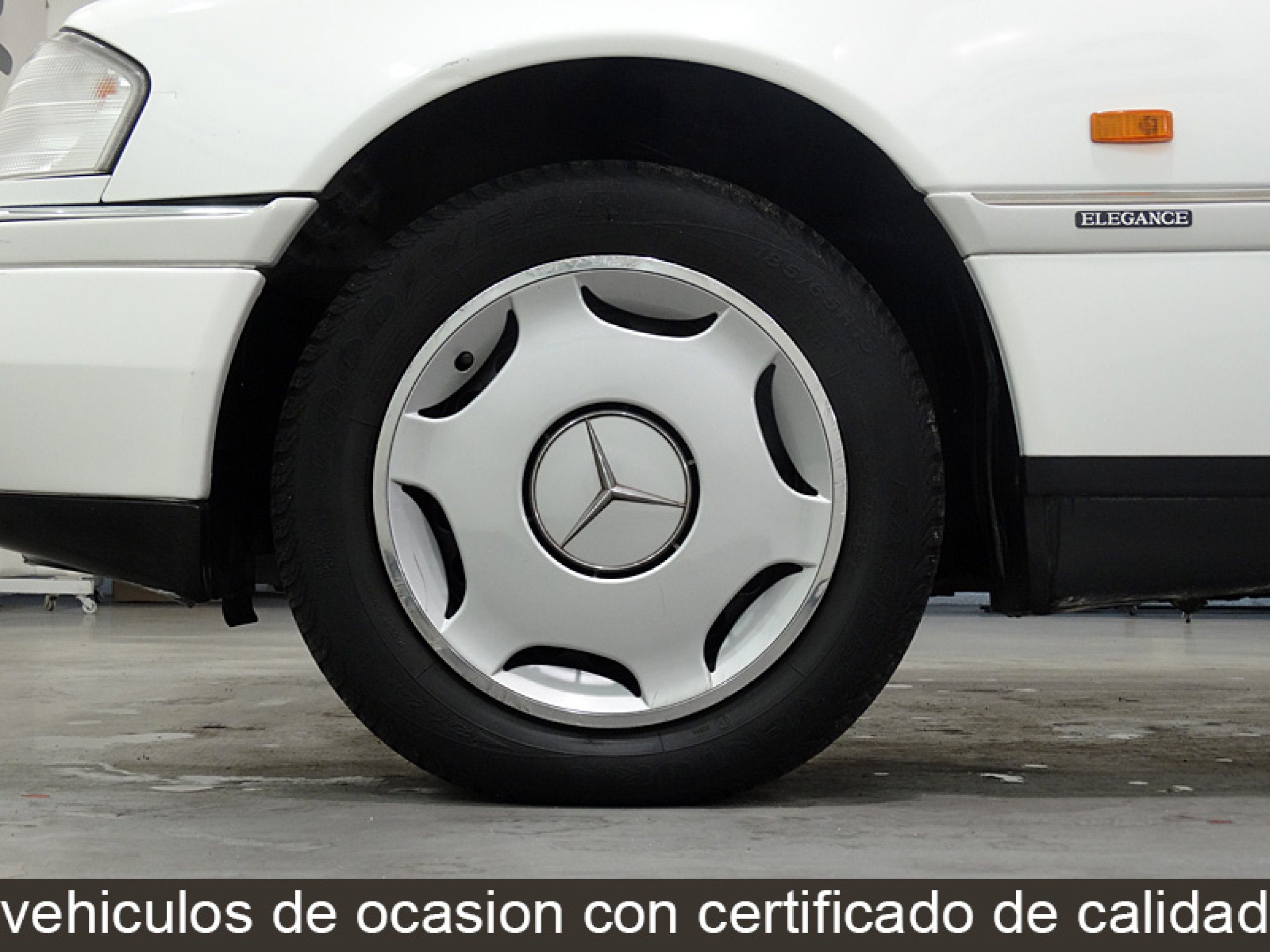 Foto Mercedes-Benz C 180 20 Foto Mercedes-Benz C 180 20