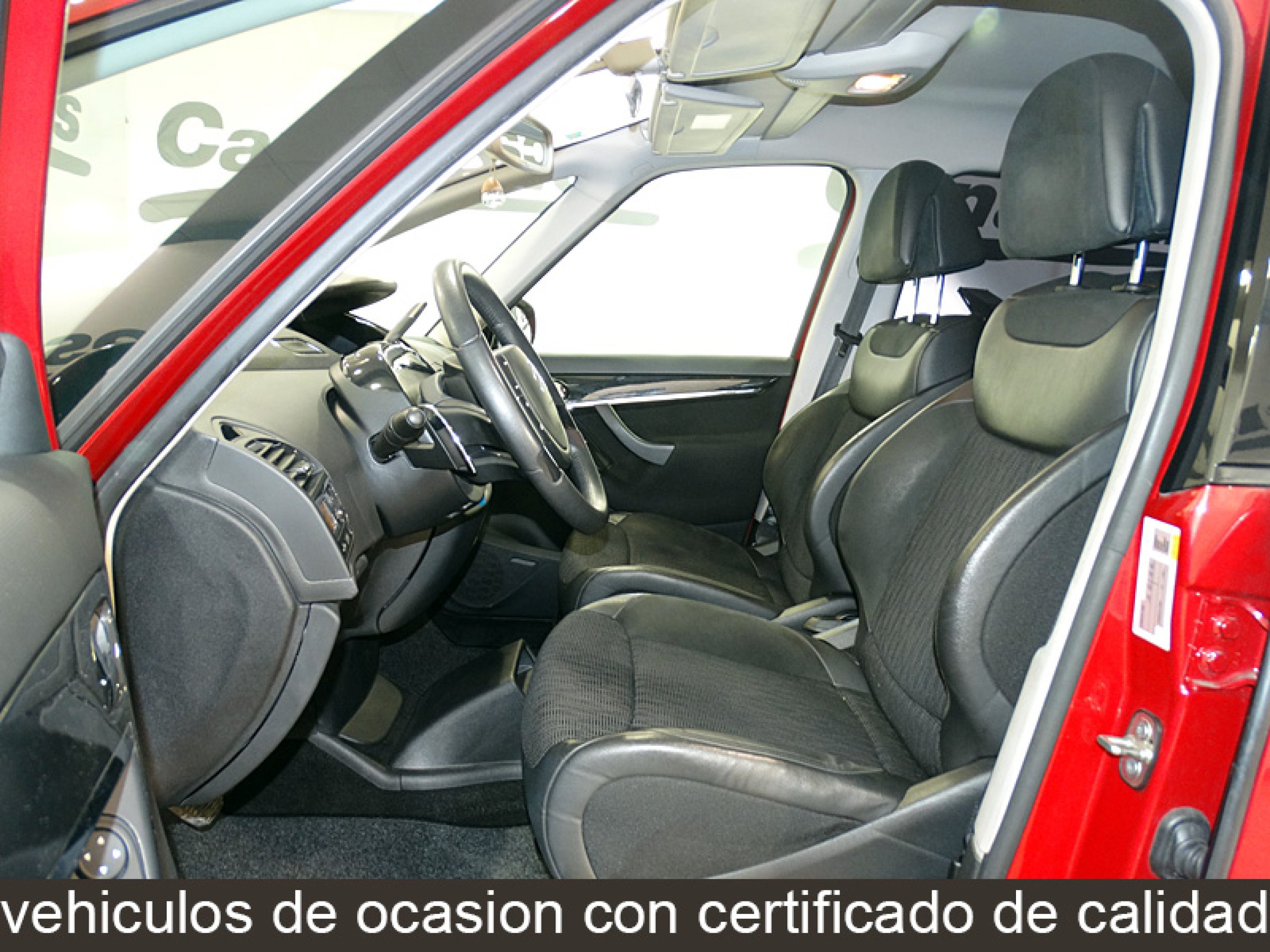 Foto Citroen Grand C4 Picasso 14