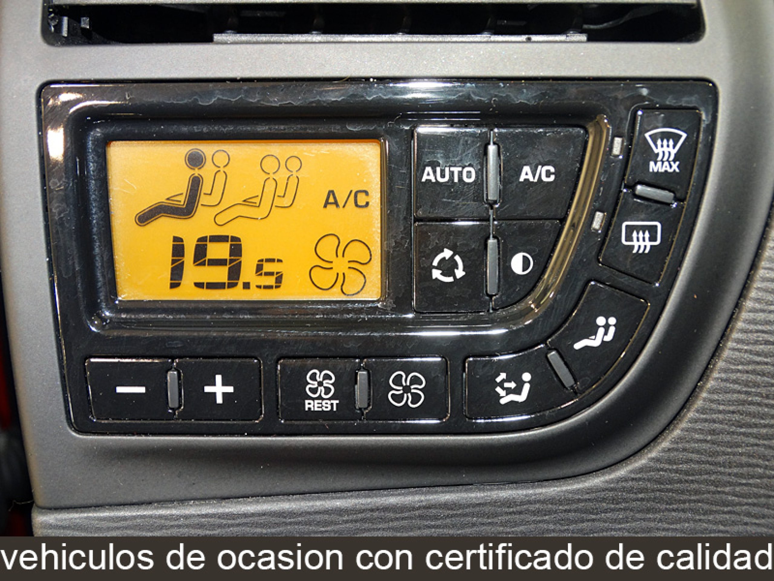 Foto Citroen Grand C4 Picasso 26