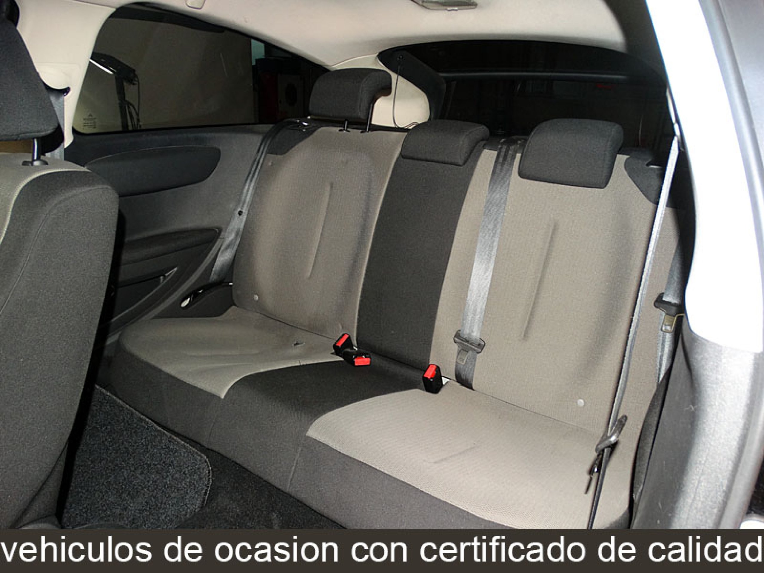 Foto Citroen C4 13