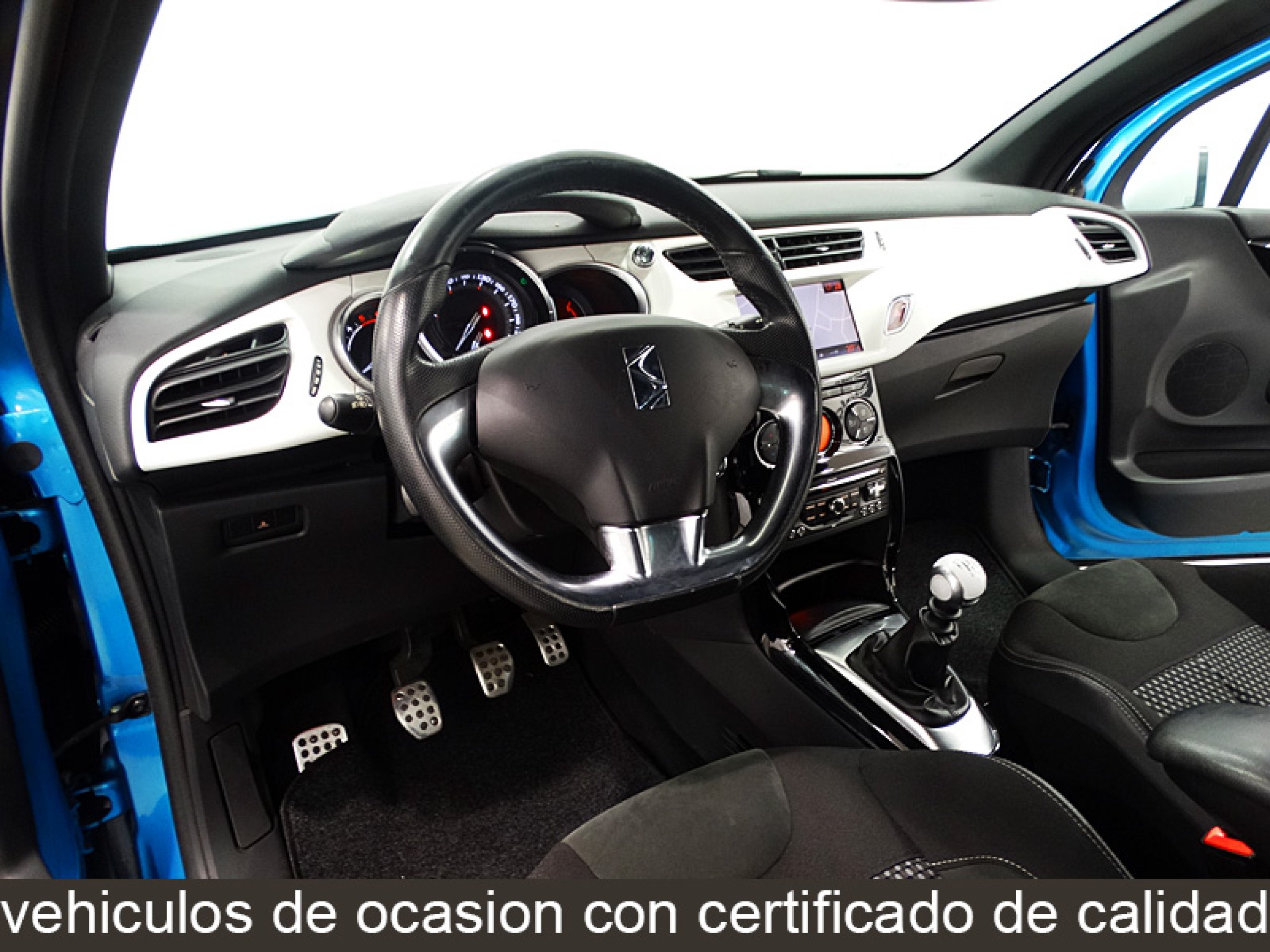 Foto Citroen DS3 23