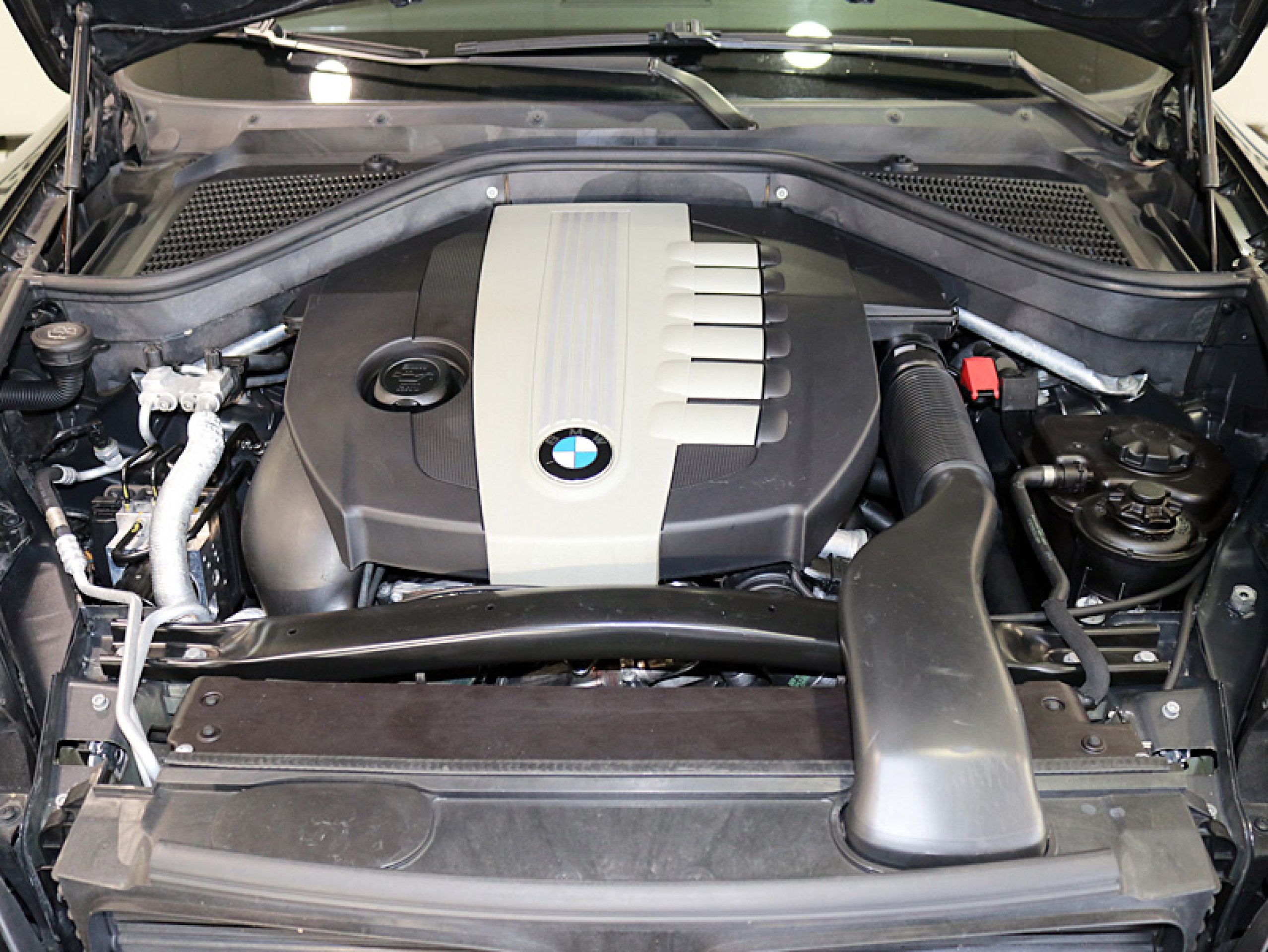 Foto Bmw X5 8