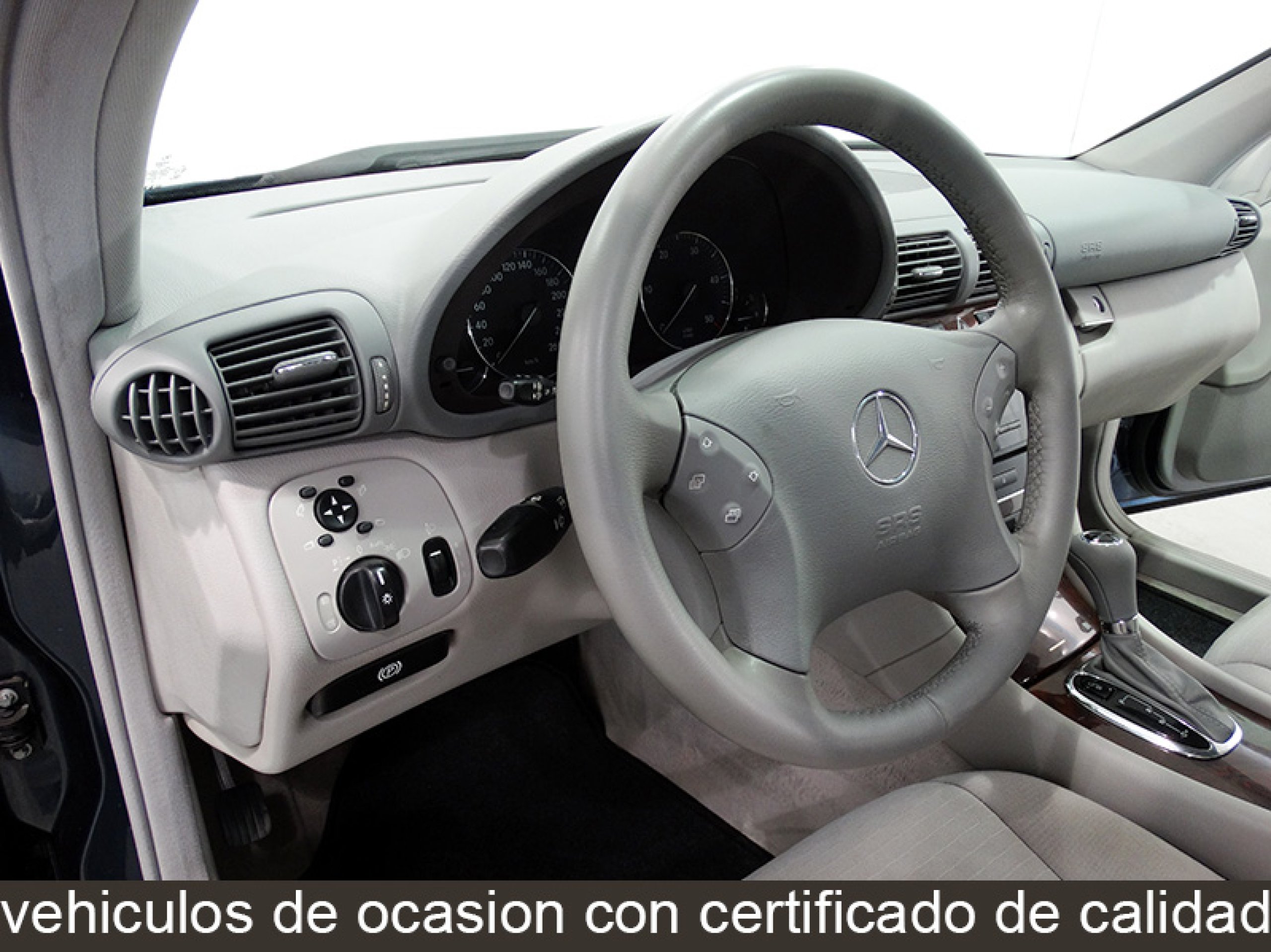 Foto Mercedes-Benz C 270 22