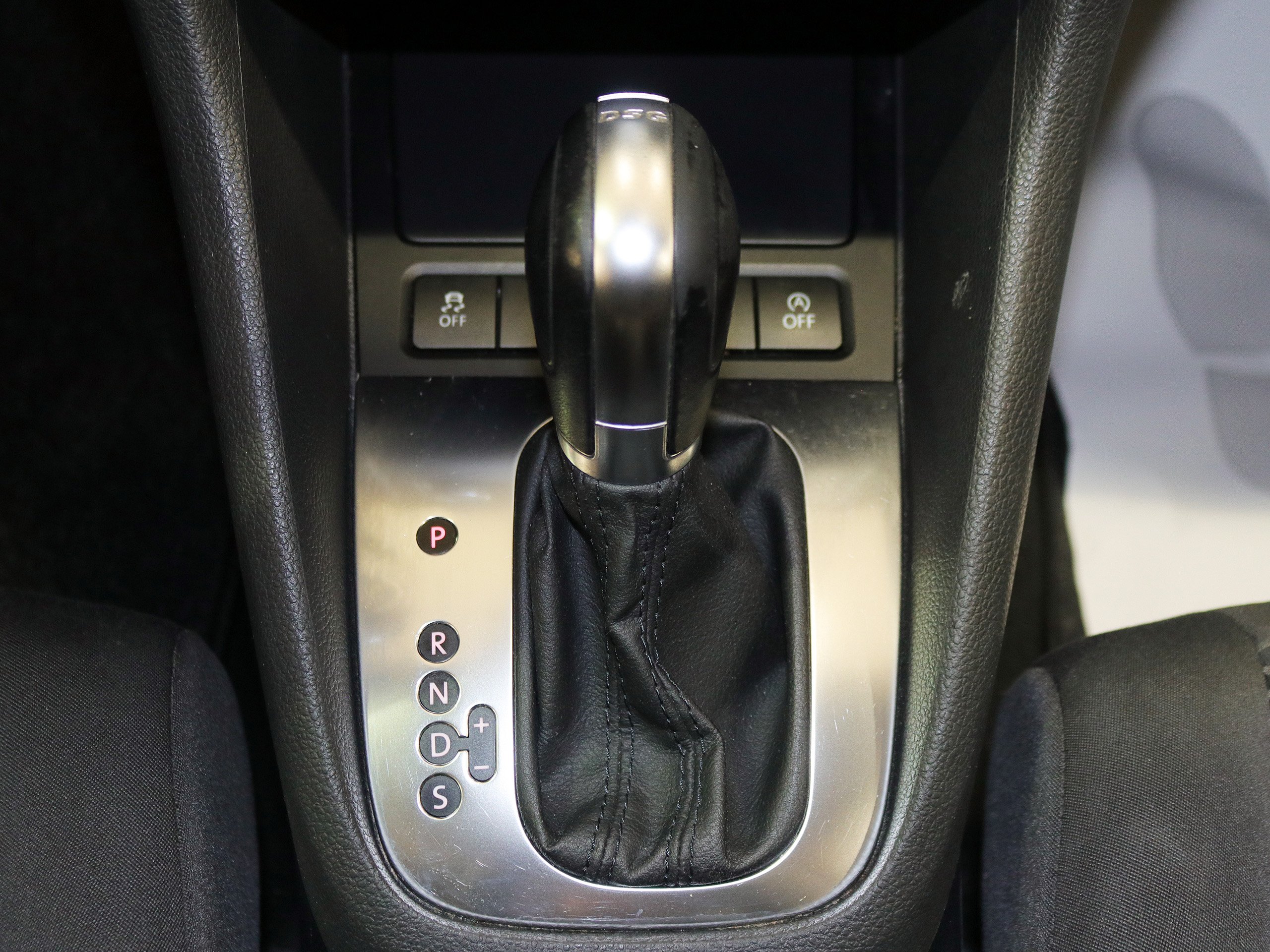 Foto Volkswagen Golf 25
