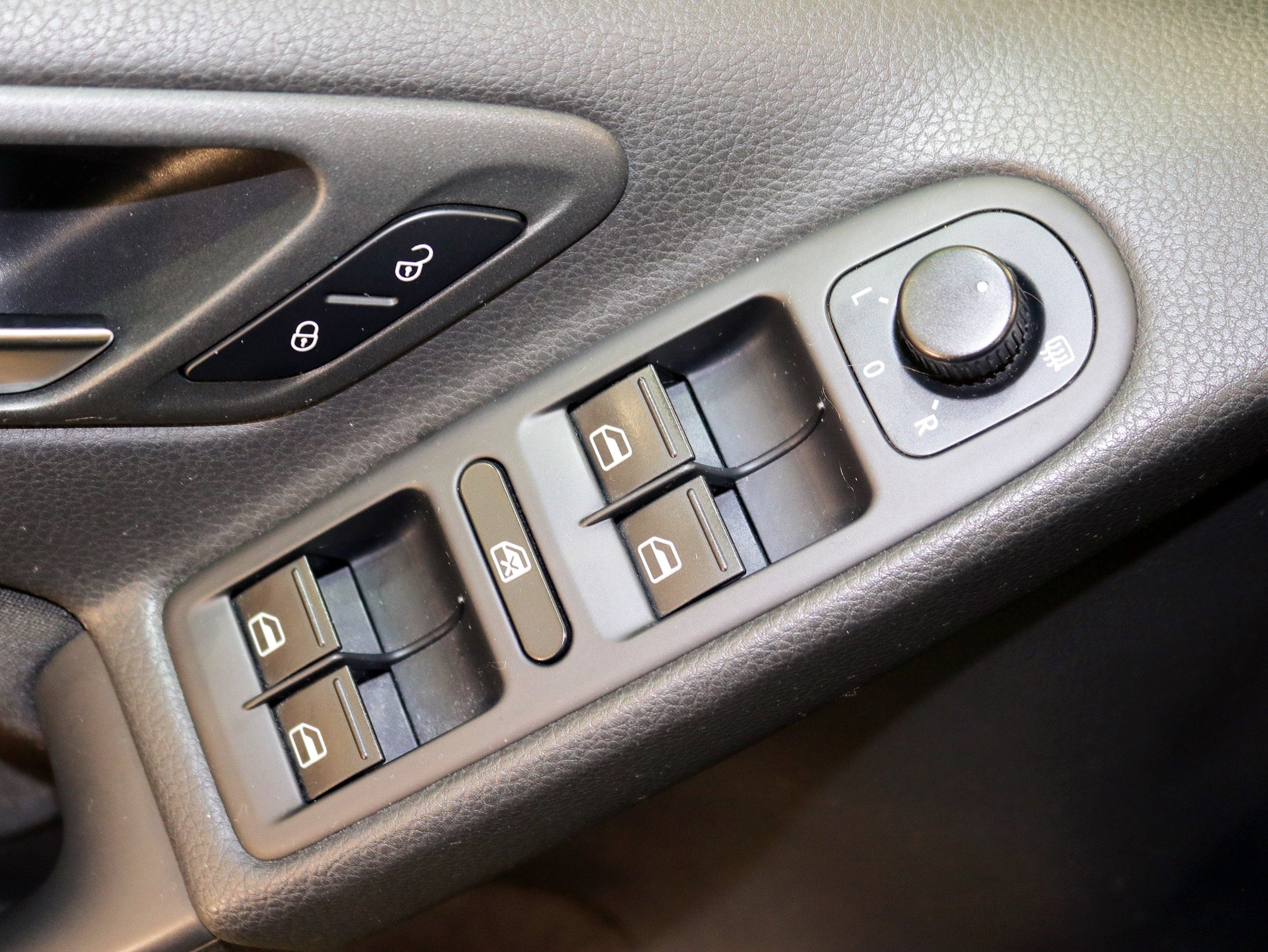 Foto Volkswagen Golf 27