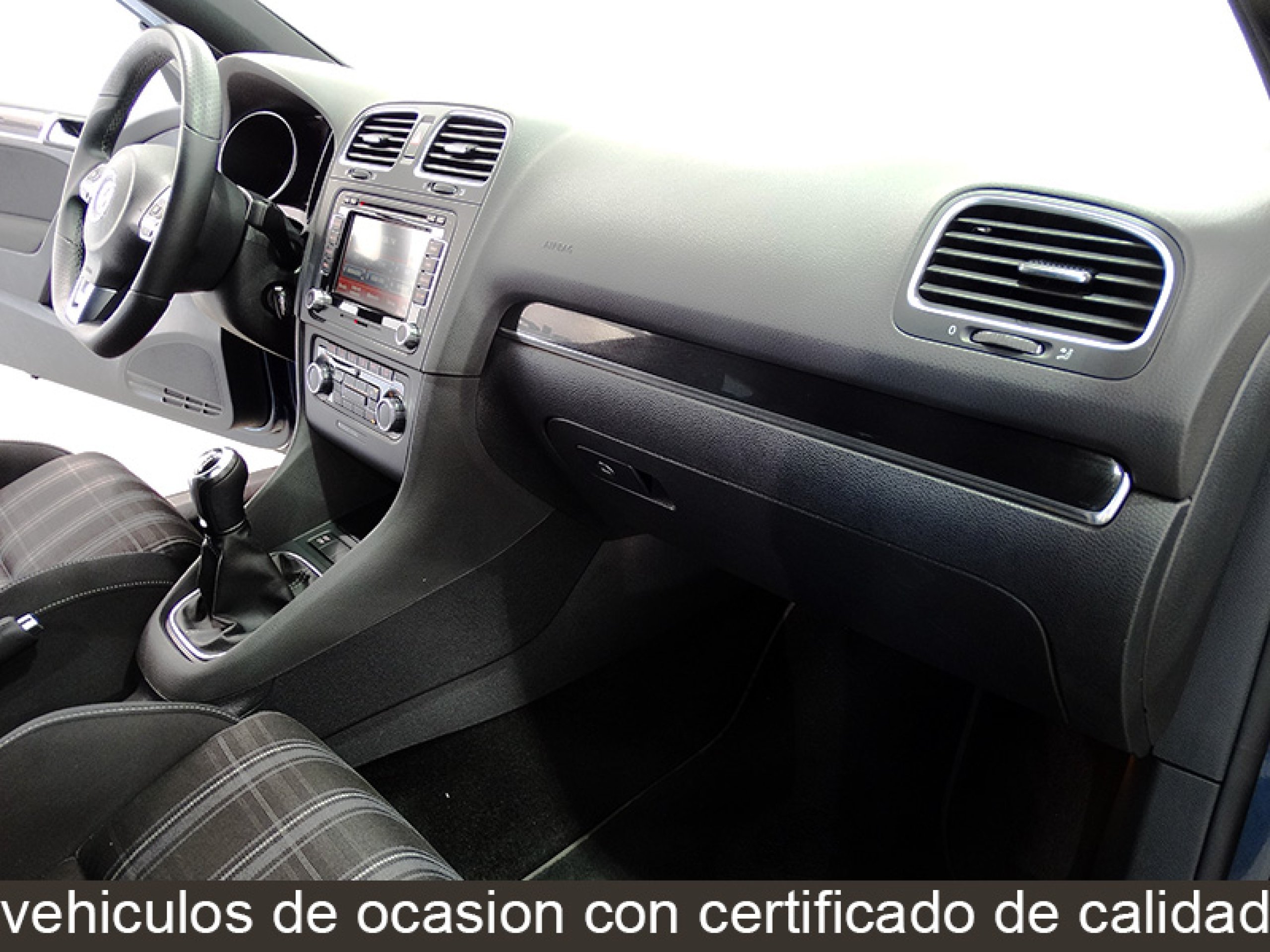 Foto Volkswagen Golf 21