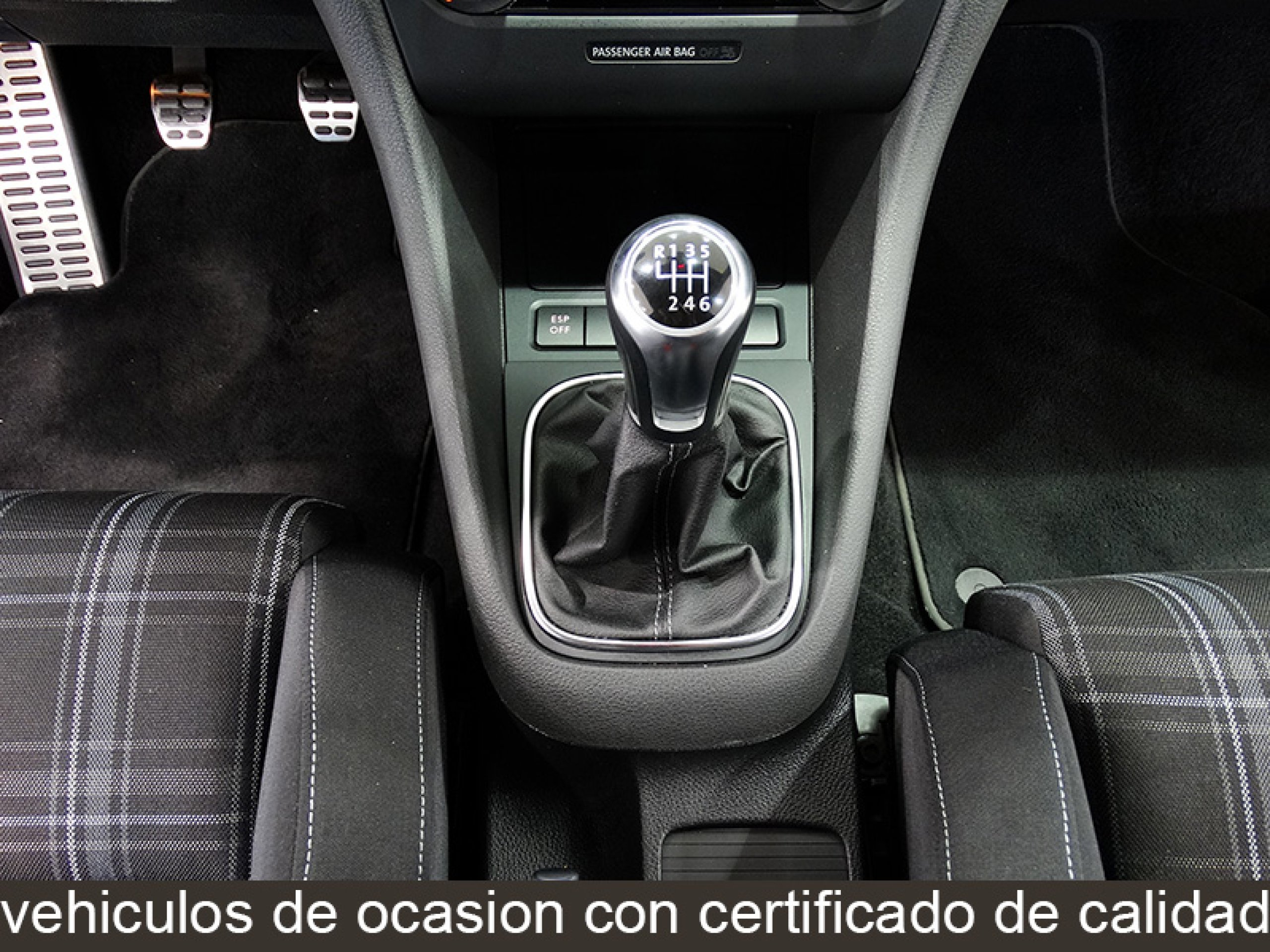 Foto Volkswagen Golf 23