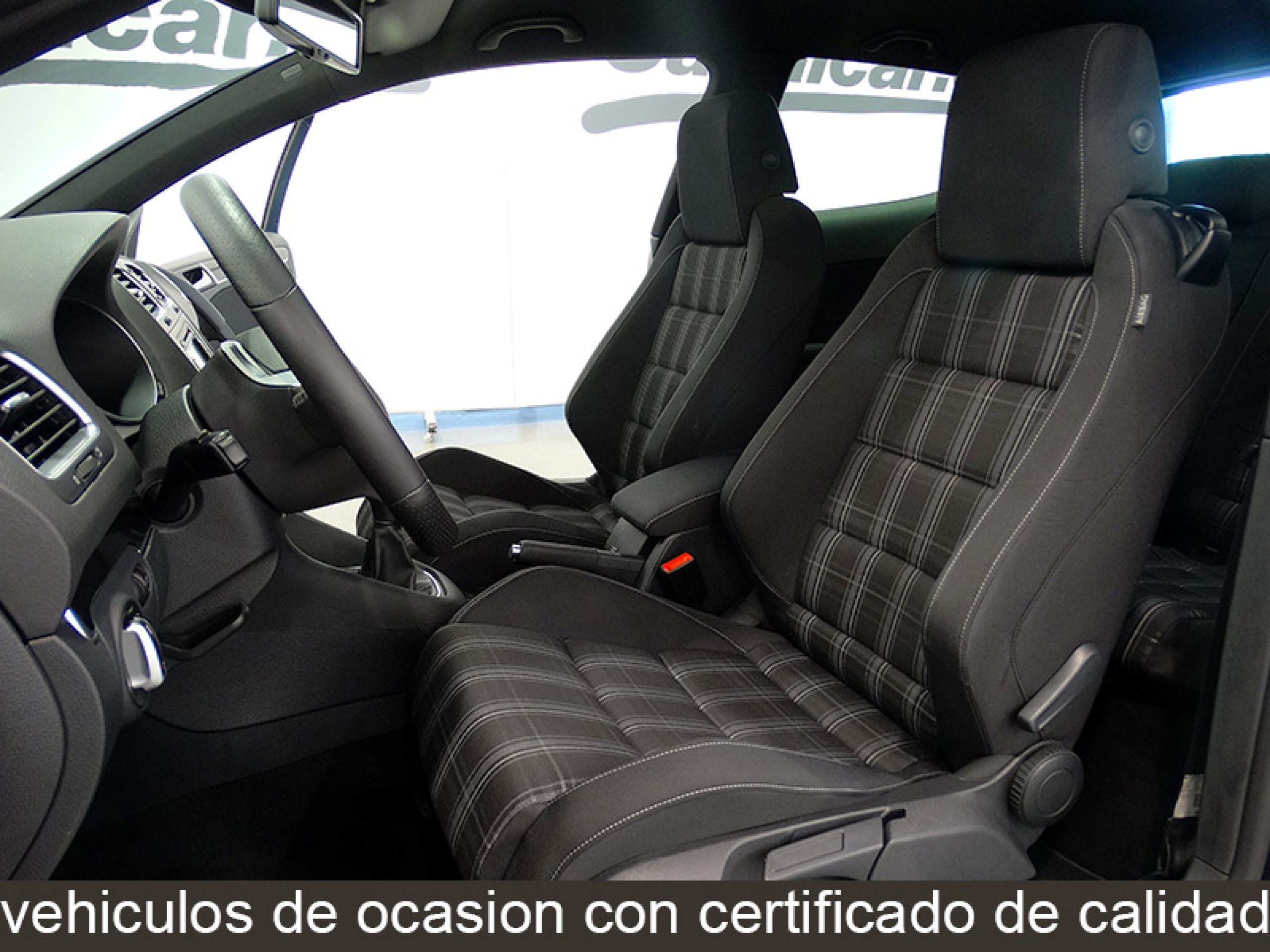 Foto Volkswagen Golf 28