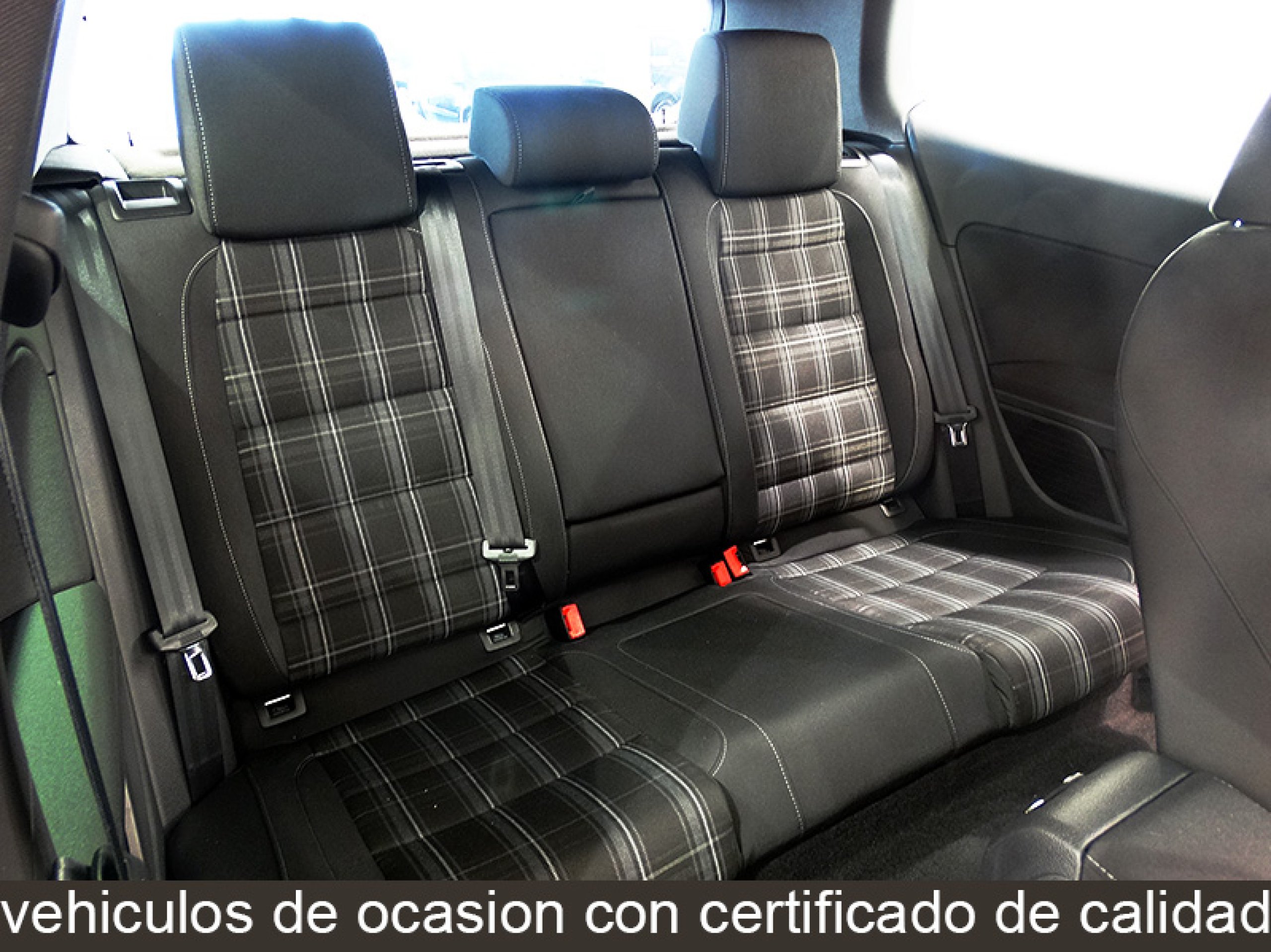 Foto Volkswagen Golf 30