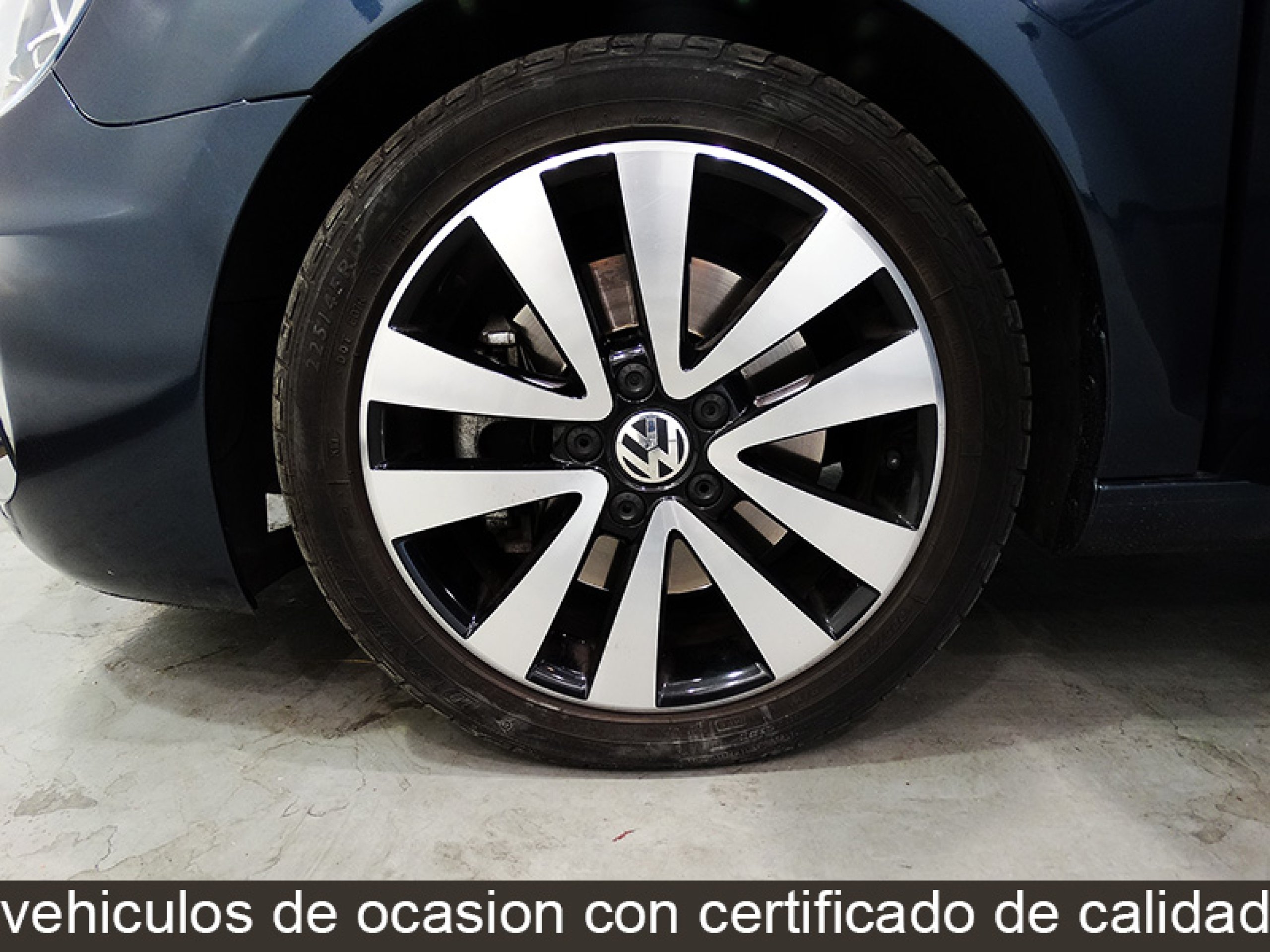 Foto Volkswagen Golf 32