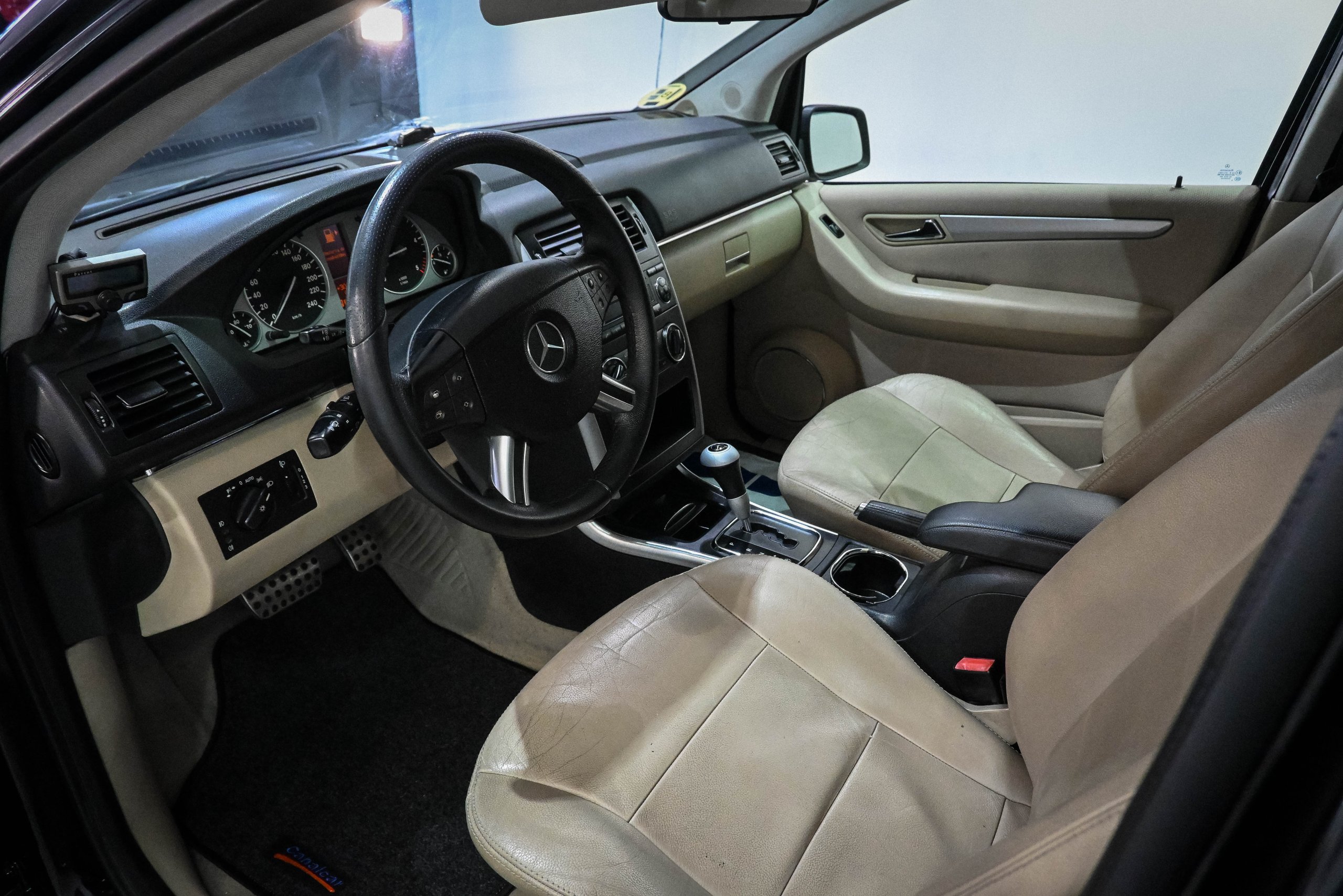 Foto Mercedes-Benz Clase B 14