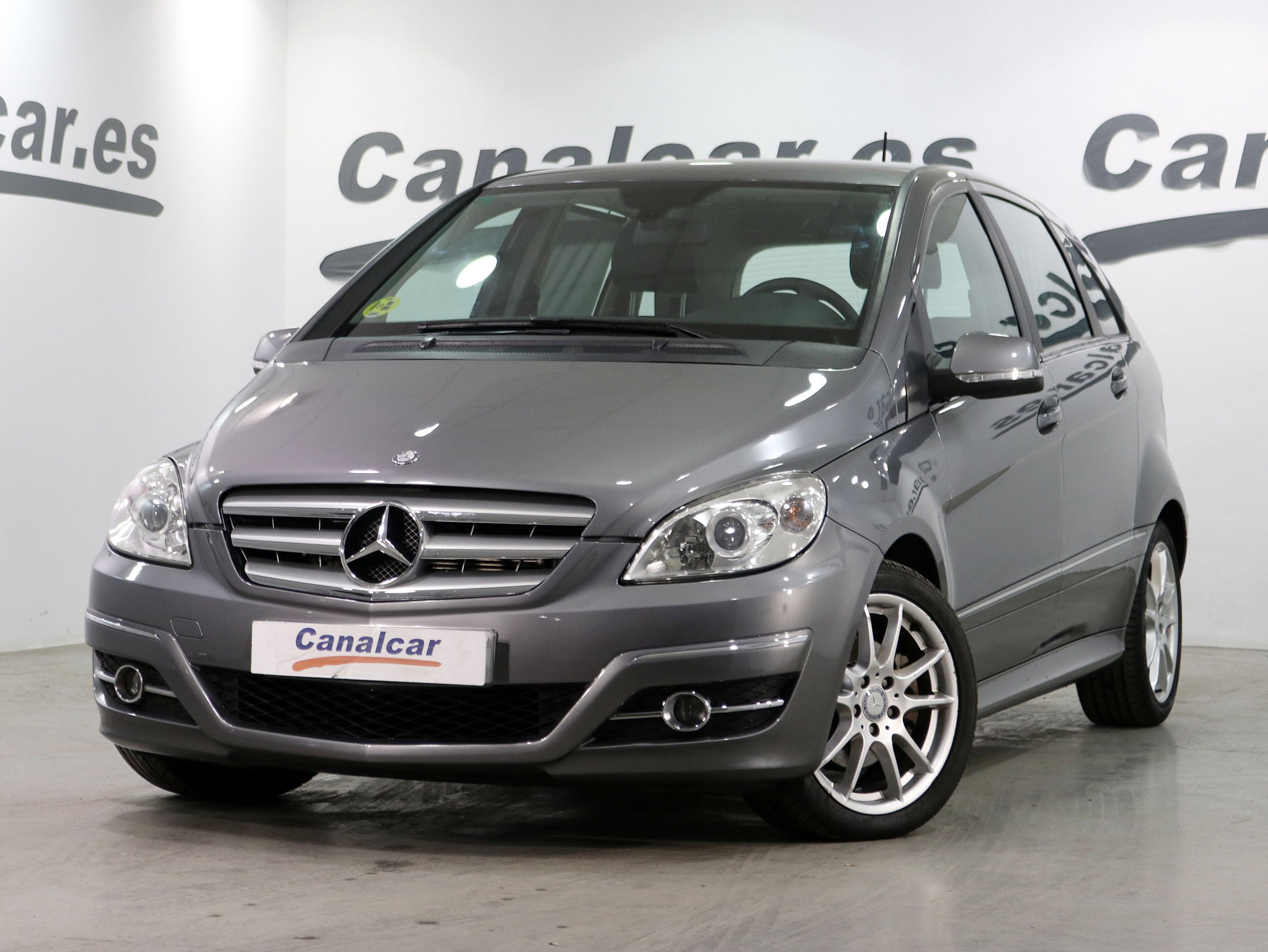 Foto Mercedes-Benz B 180 1