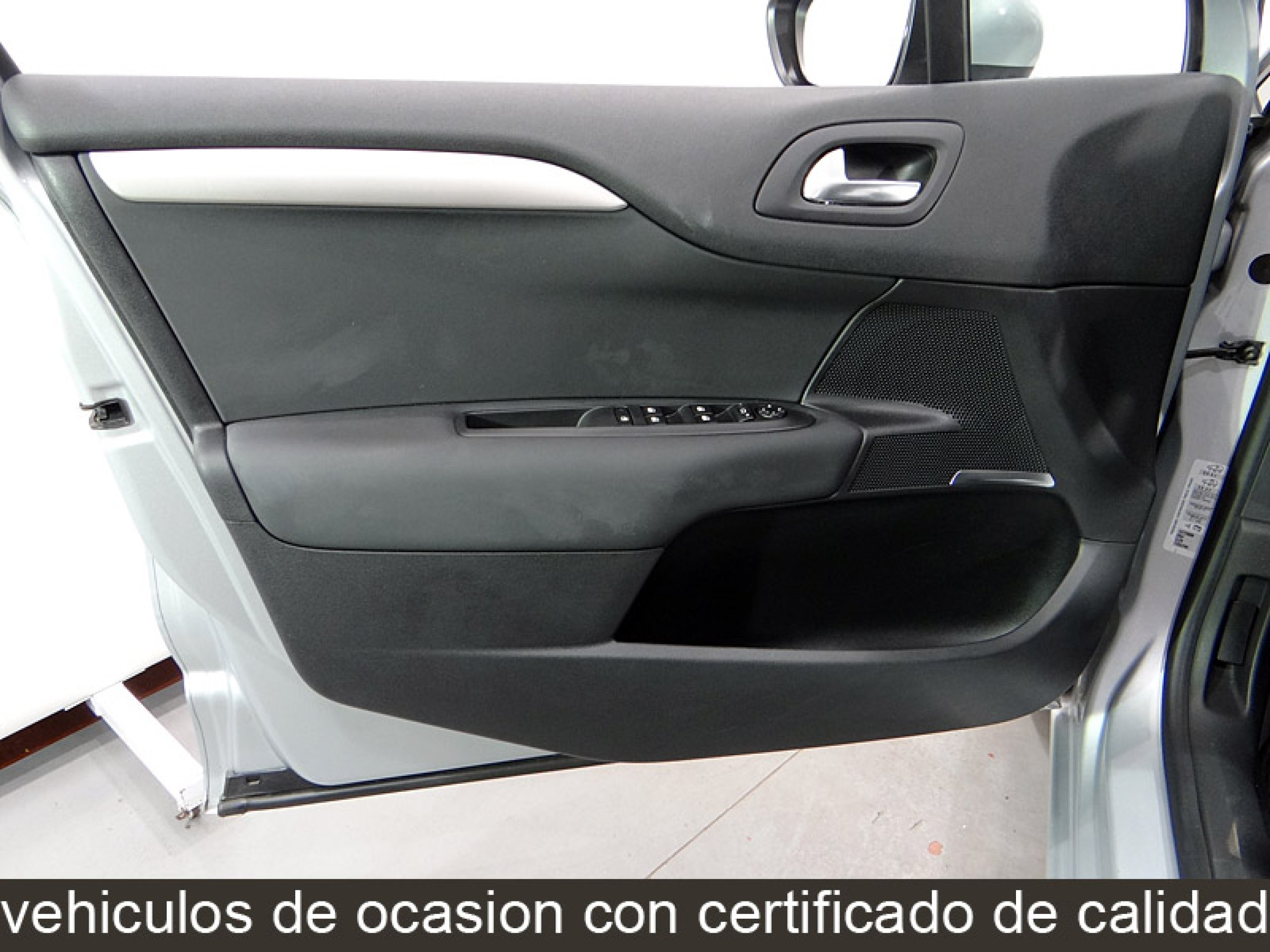 Foto Citroen C4 25