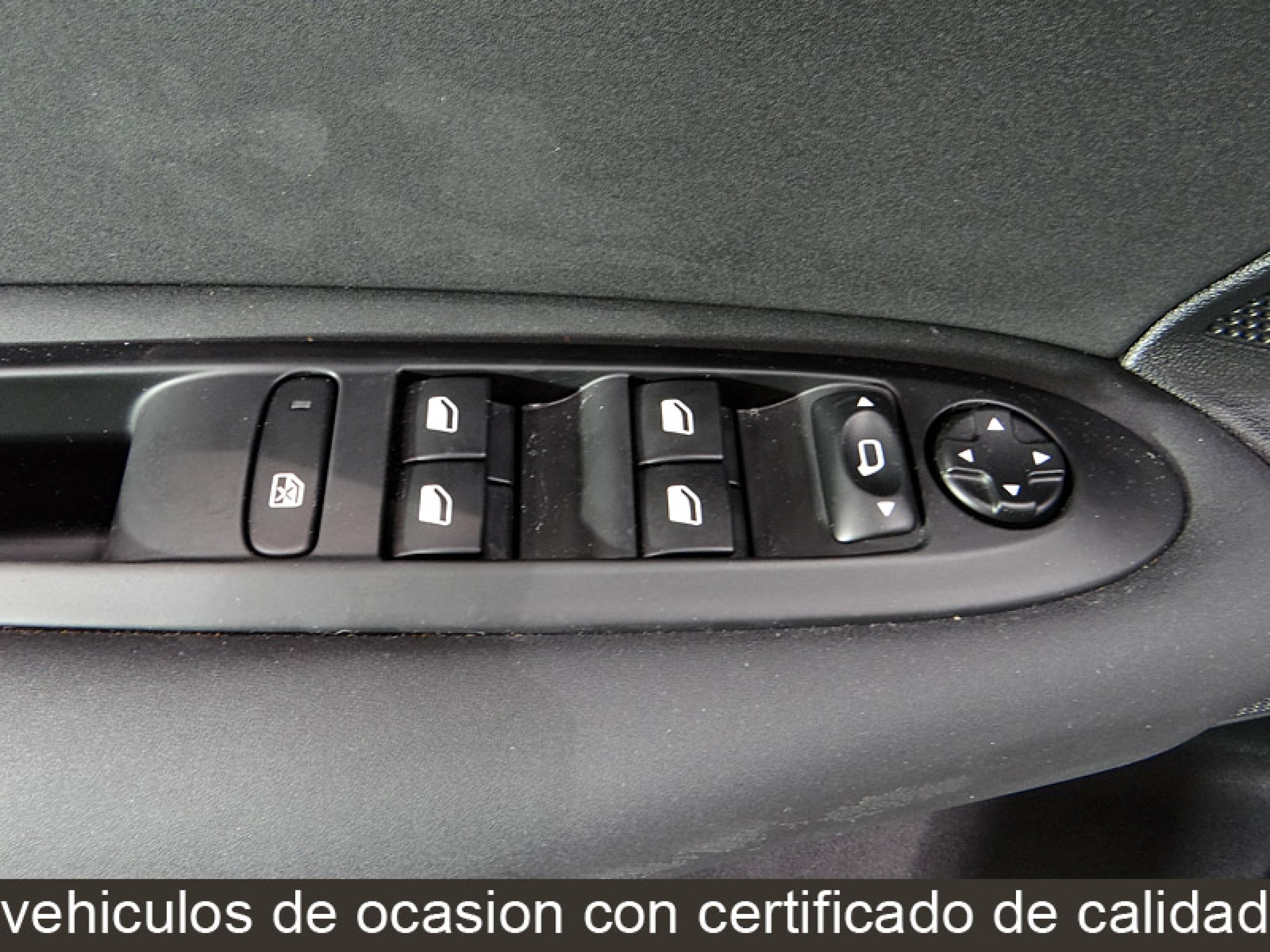 Foto Citroen C4 26