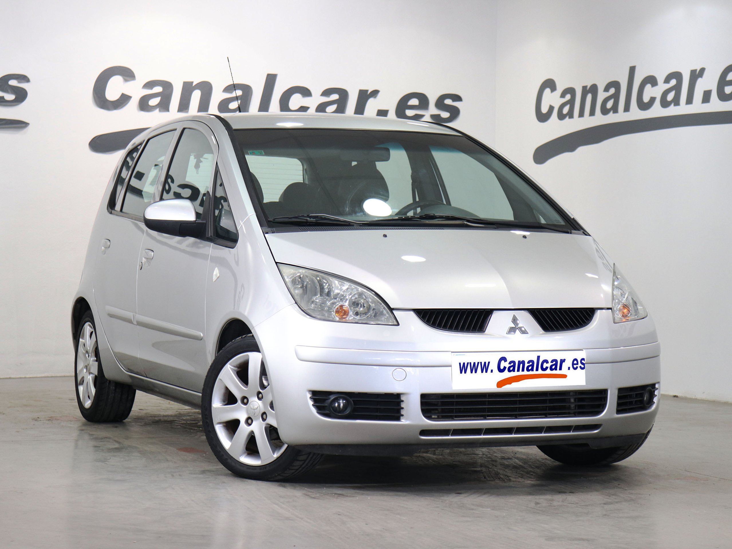 Foto Mitsubishi Colt 4