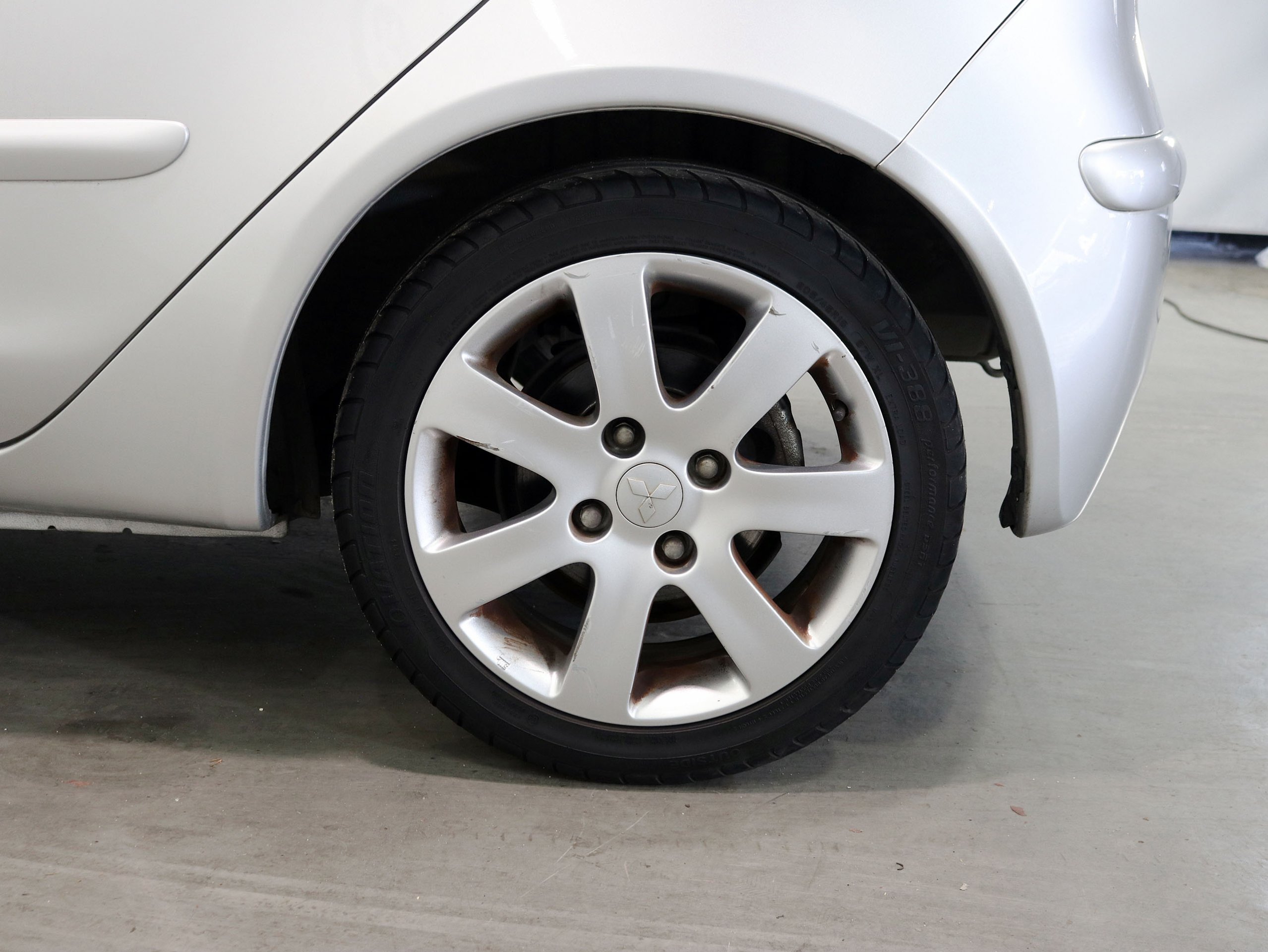 Foto Mitsubishi Colt 28