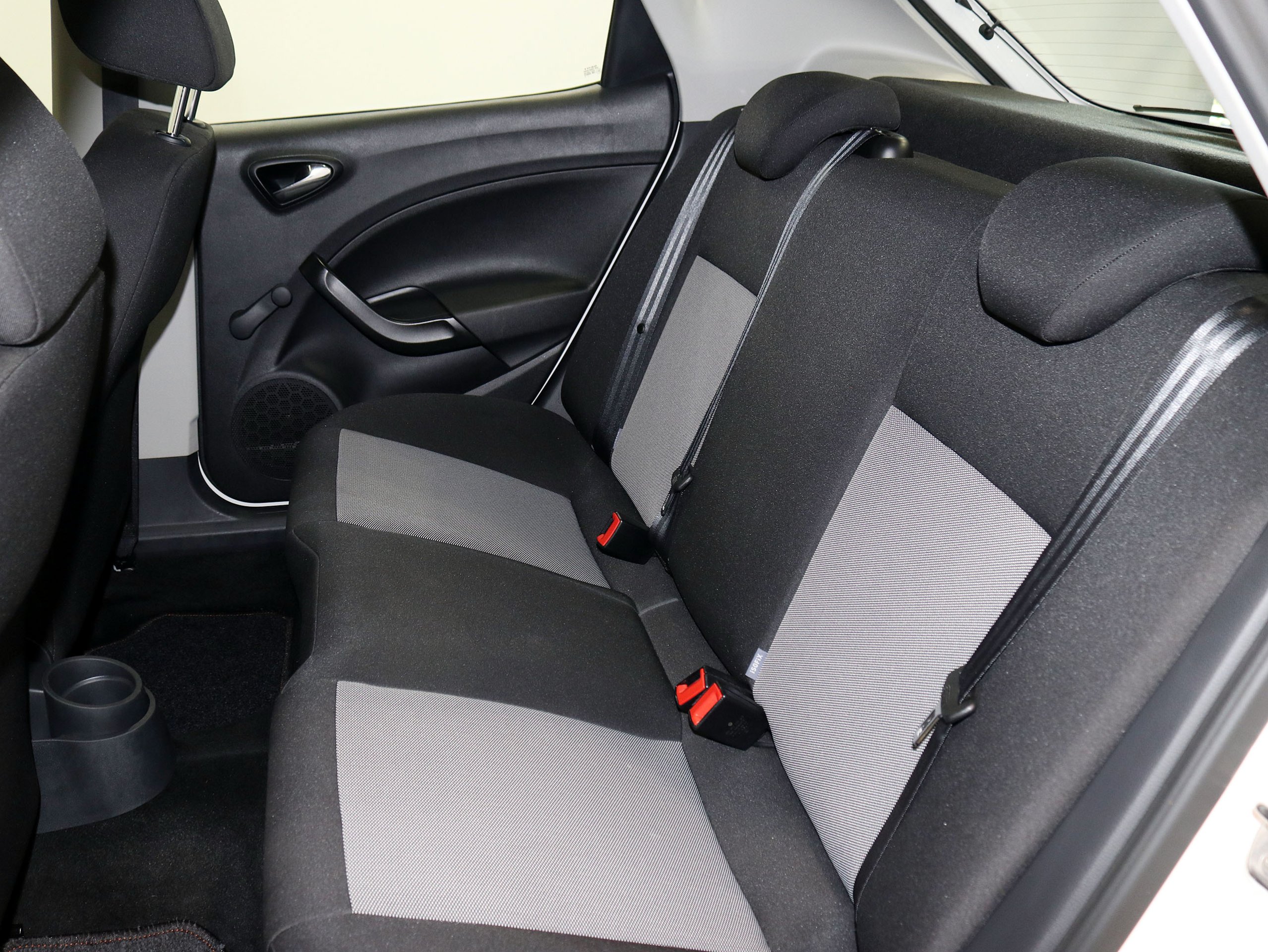 Foto Seat Ibiza 10