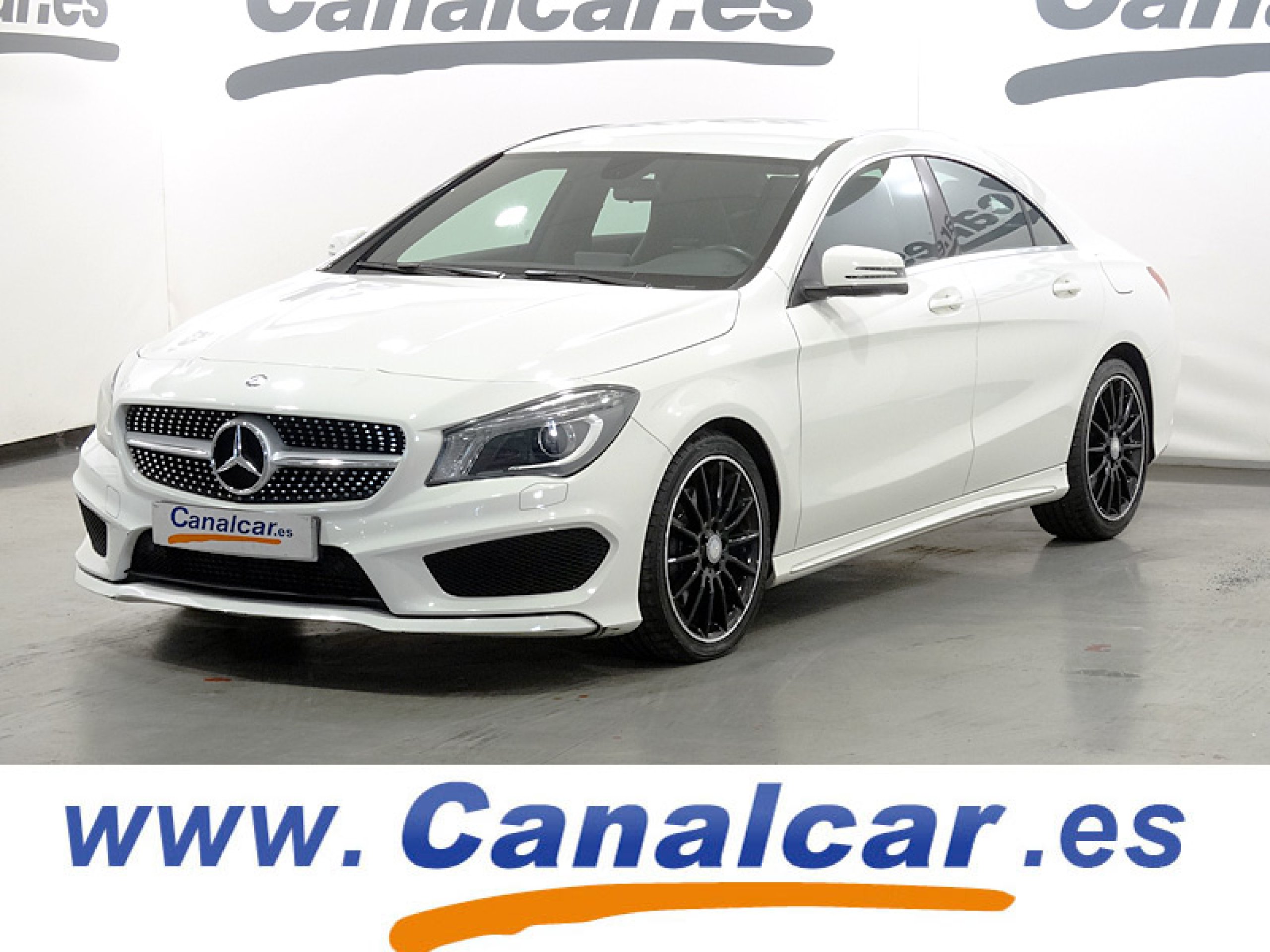 Foto Mercedes-Benz CLA 220 2