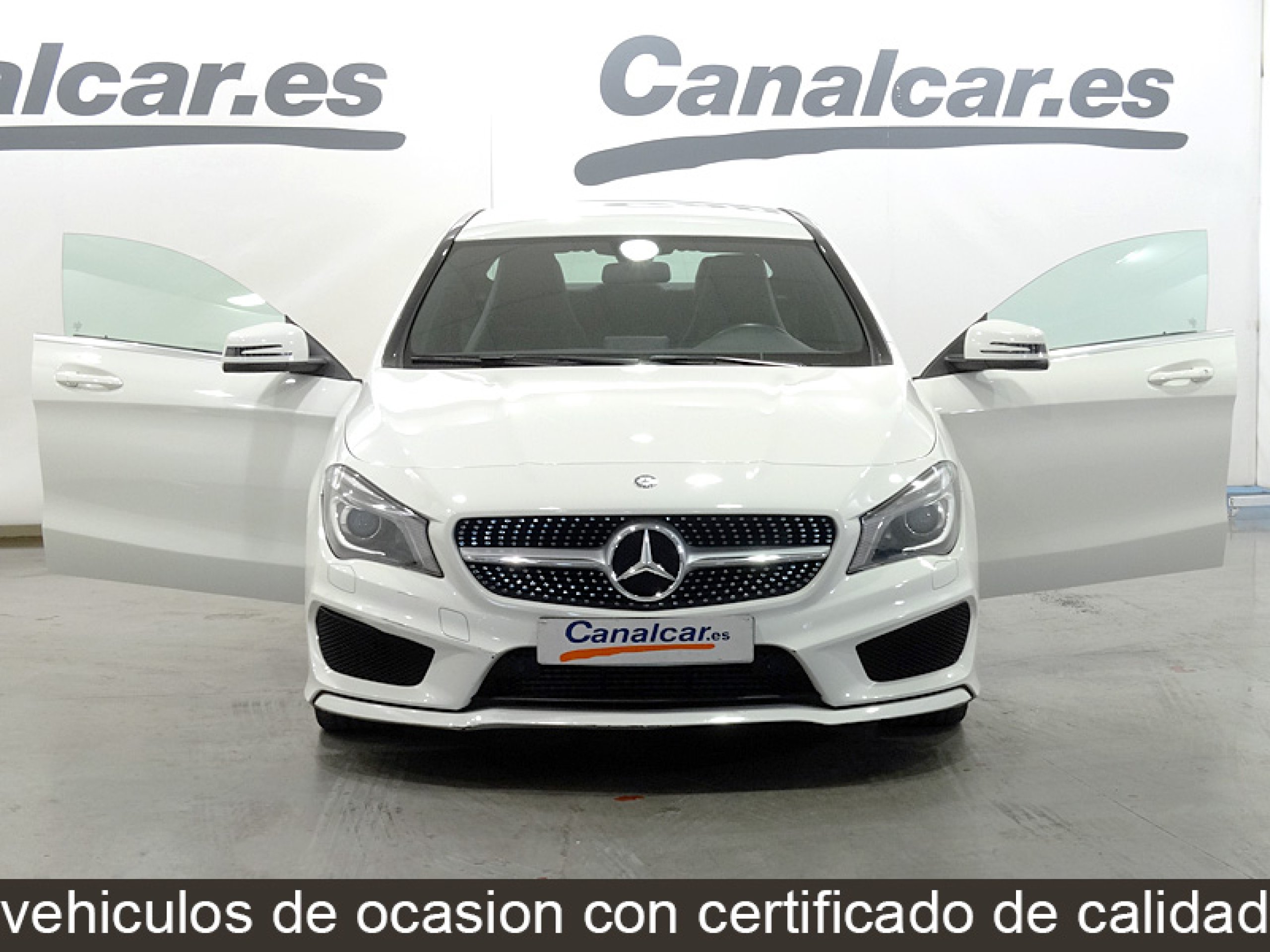 Foto Mercedes-Benz CLA 220 4