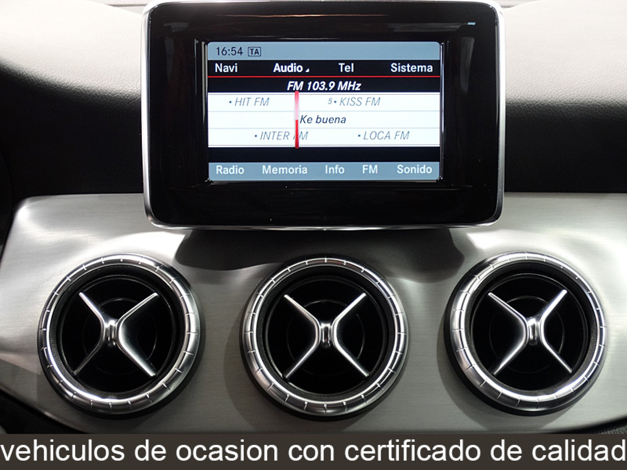 Foto Mercedes-Benz CLA 220 15