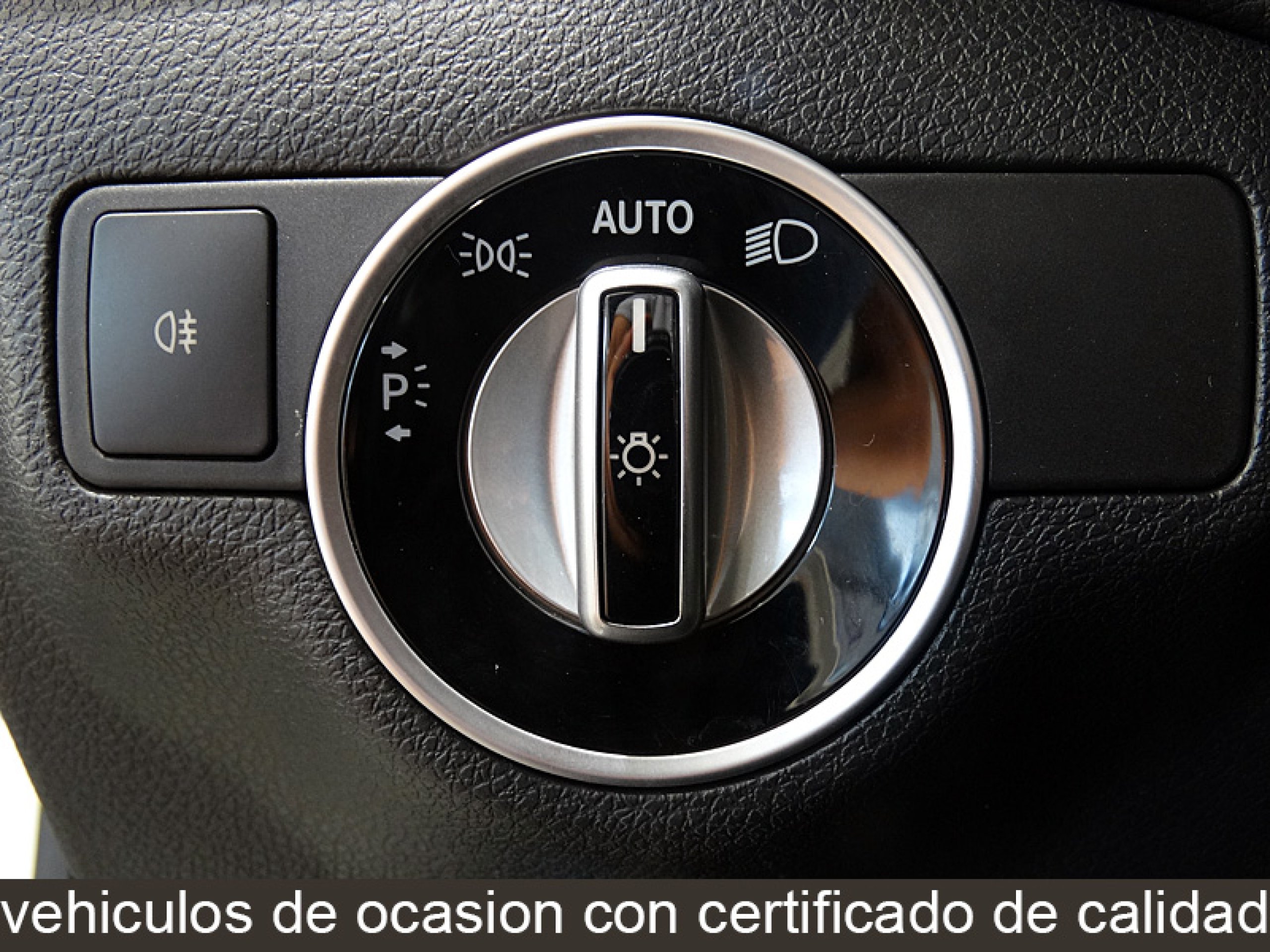 Foto Mercedes-Benz CLA 220 18