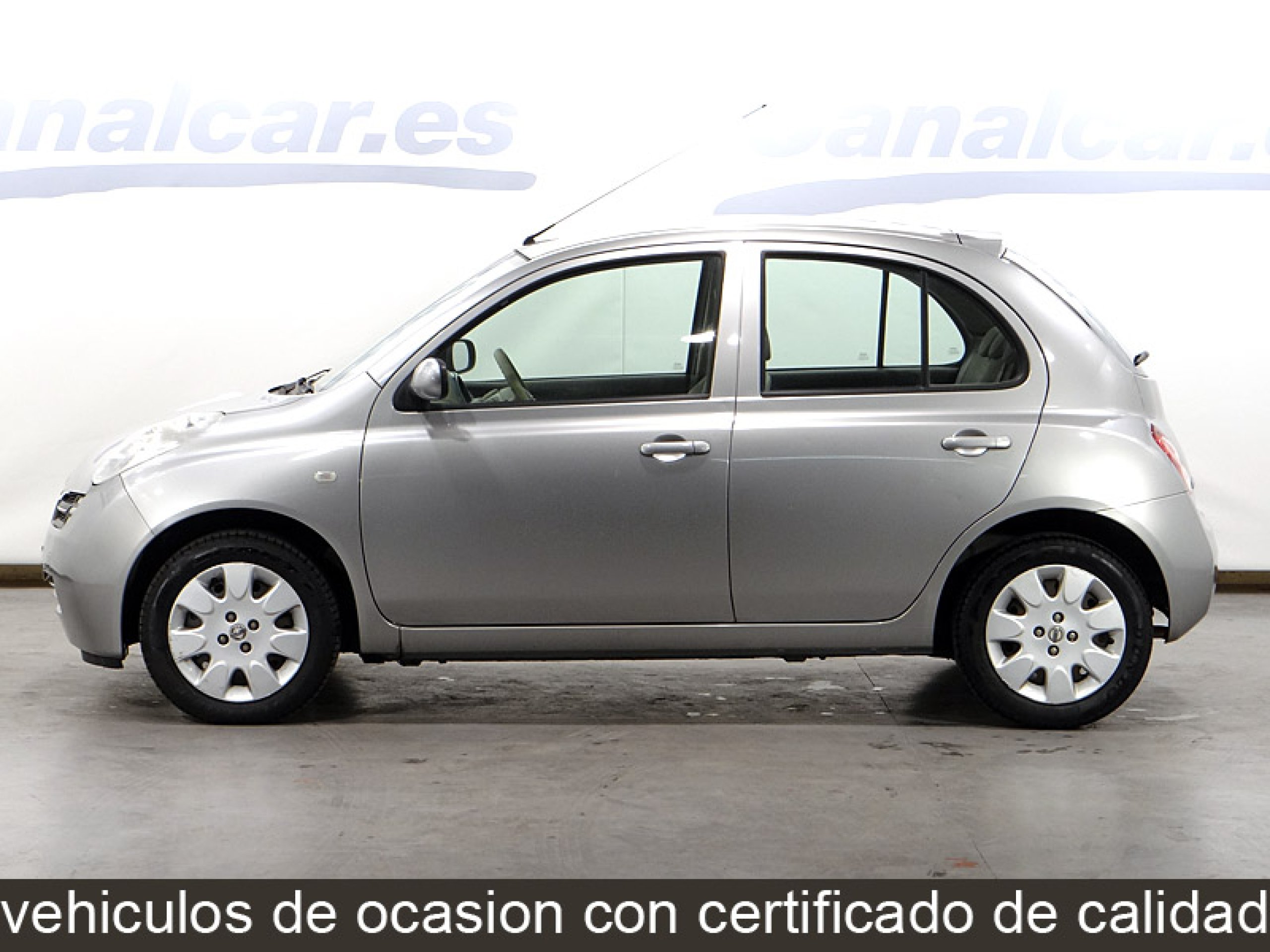 Foto Nissan Micra 12