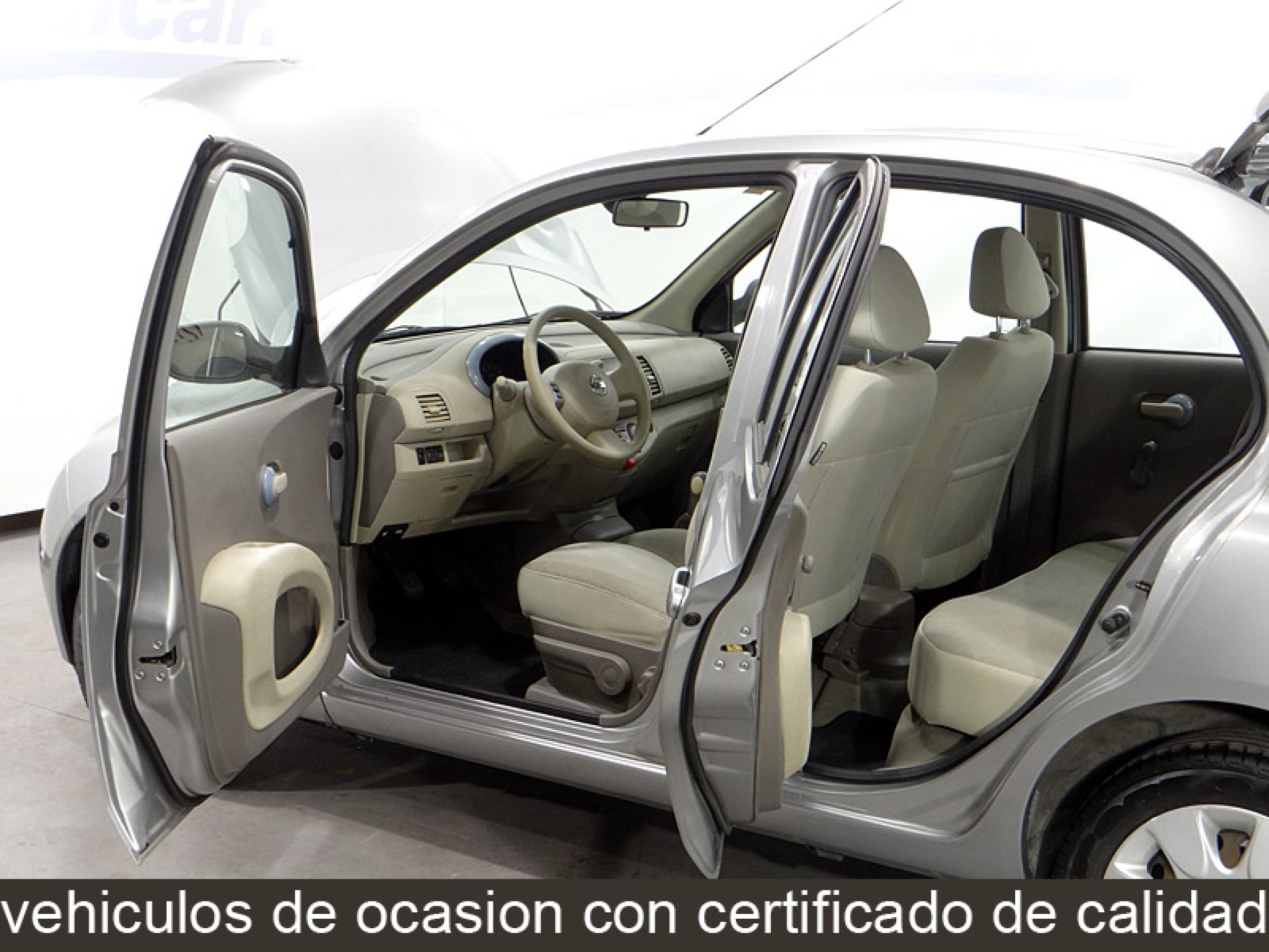 Foto Nissan Micra 14