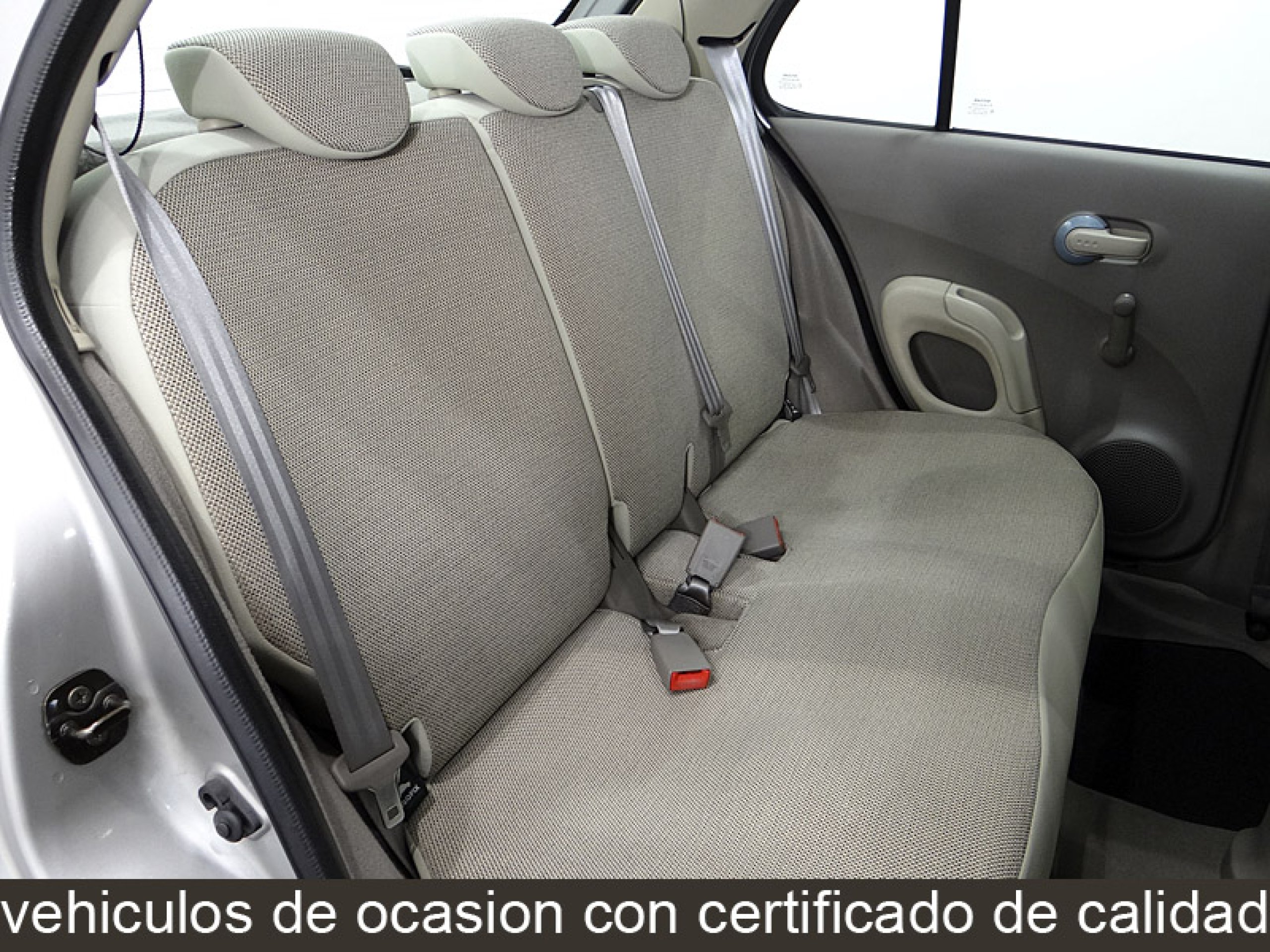 Foto Nissan Micra 24