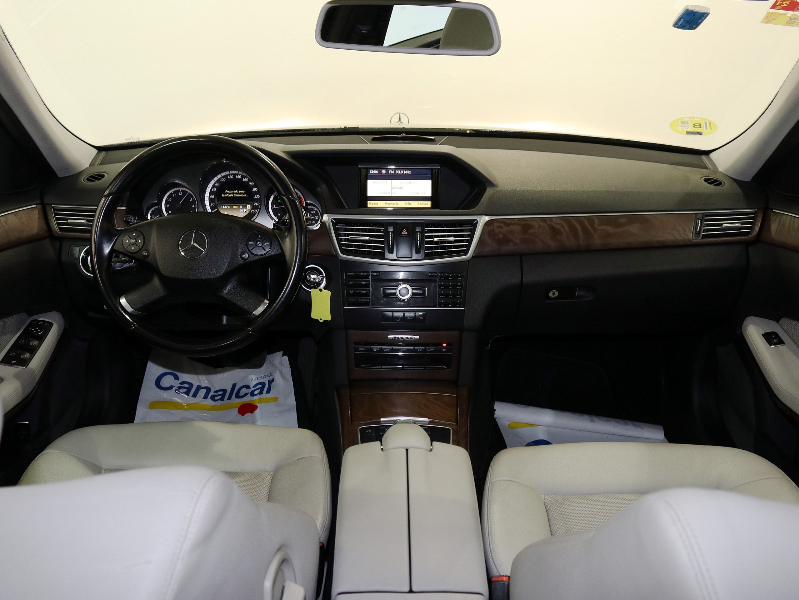 Foto Mercedes-Benz E 220 21