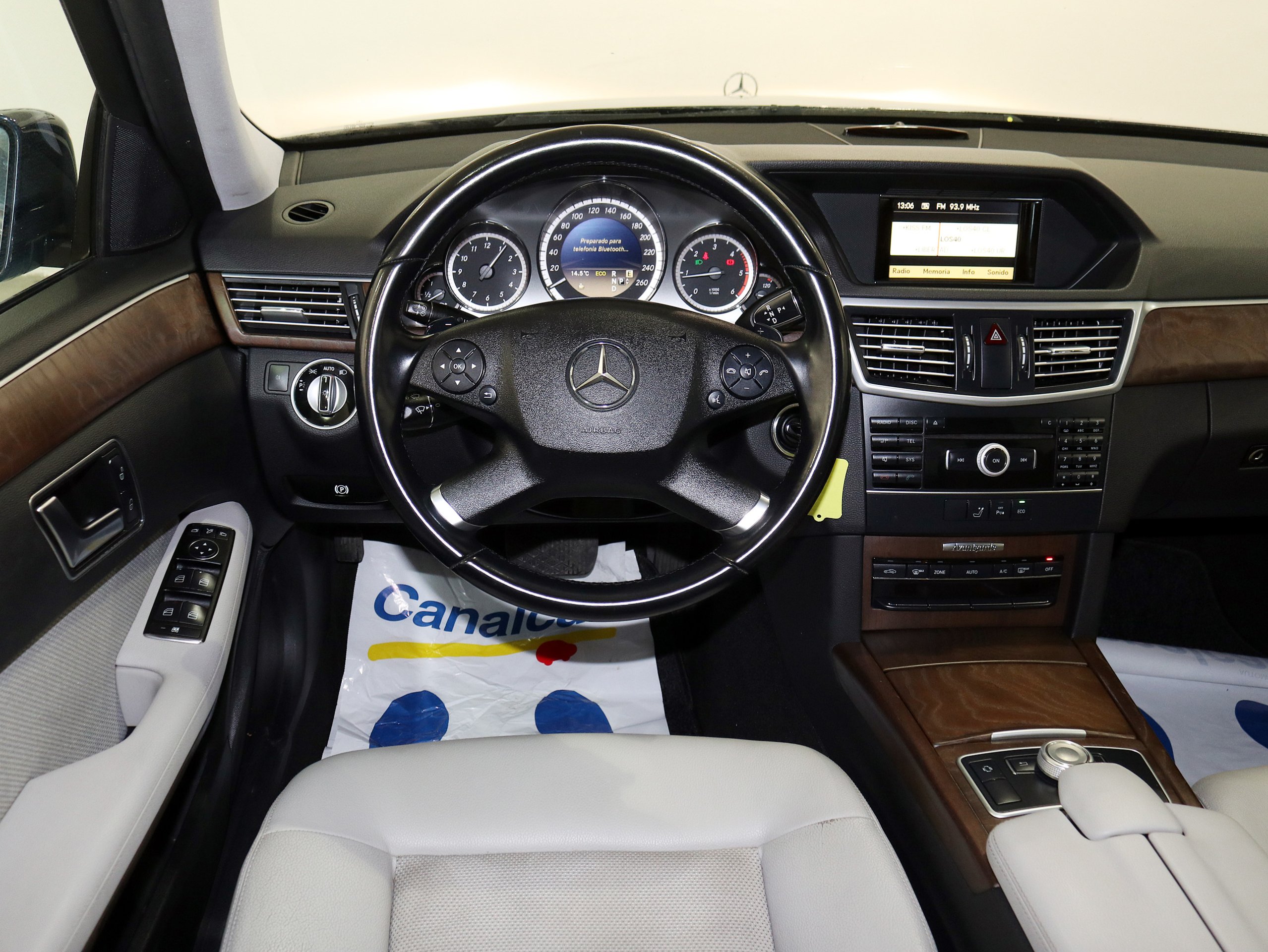 Foto Mercedes-Benz E 220 22