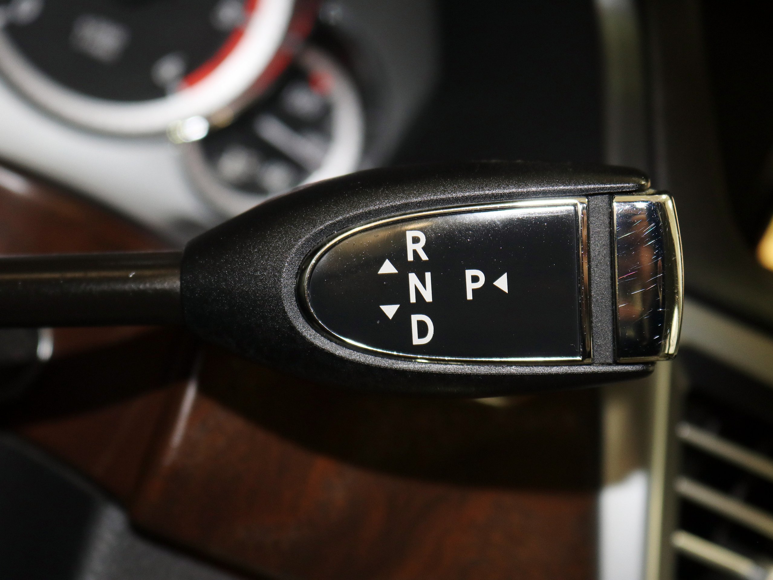 Foto Mercedes-Benz E 220 33
