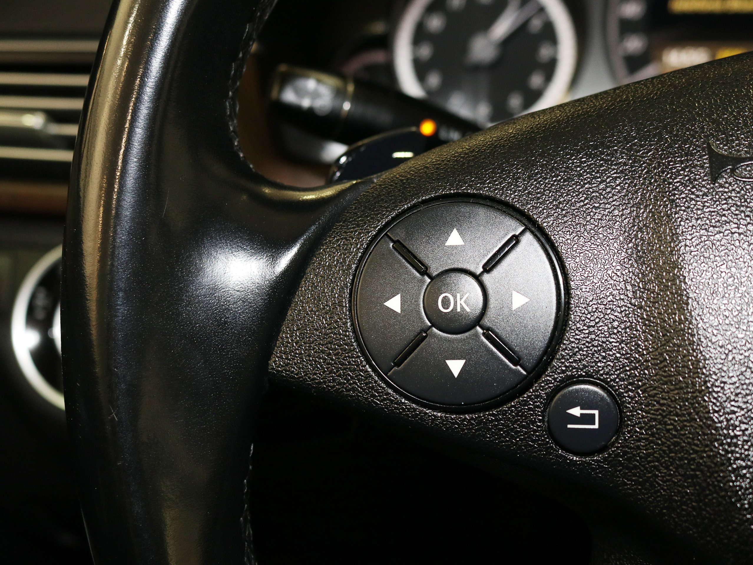 Foto Mercedes-Benz E 220 34