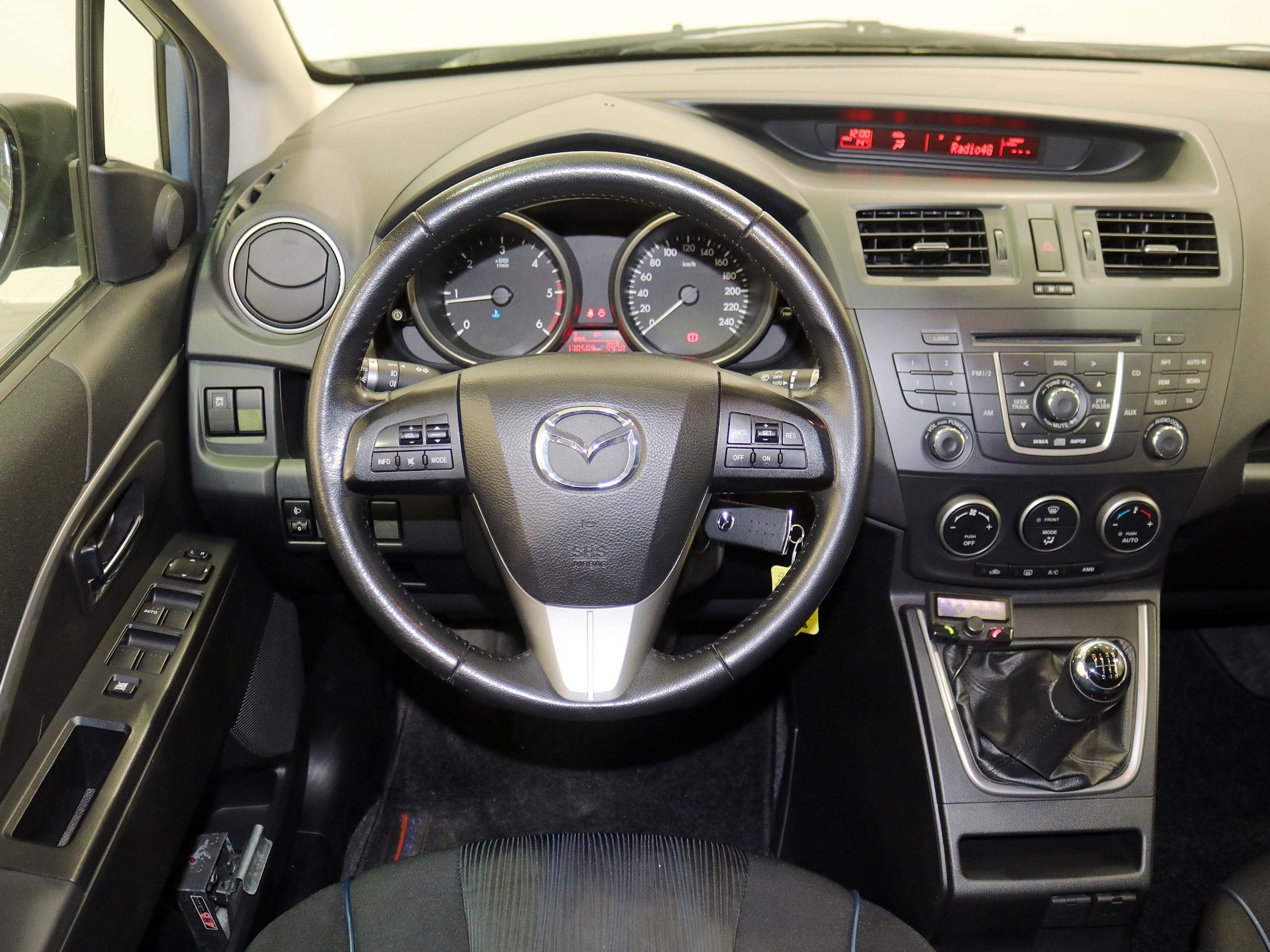 Foto Mazda 5 23