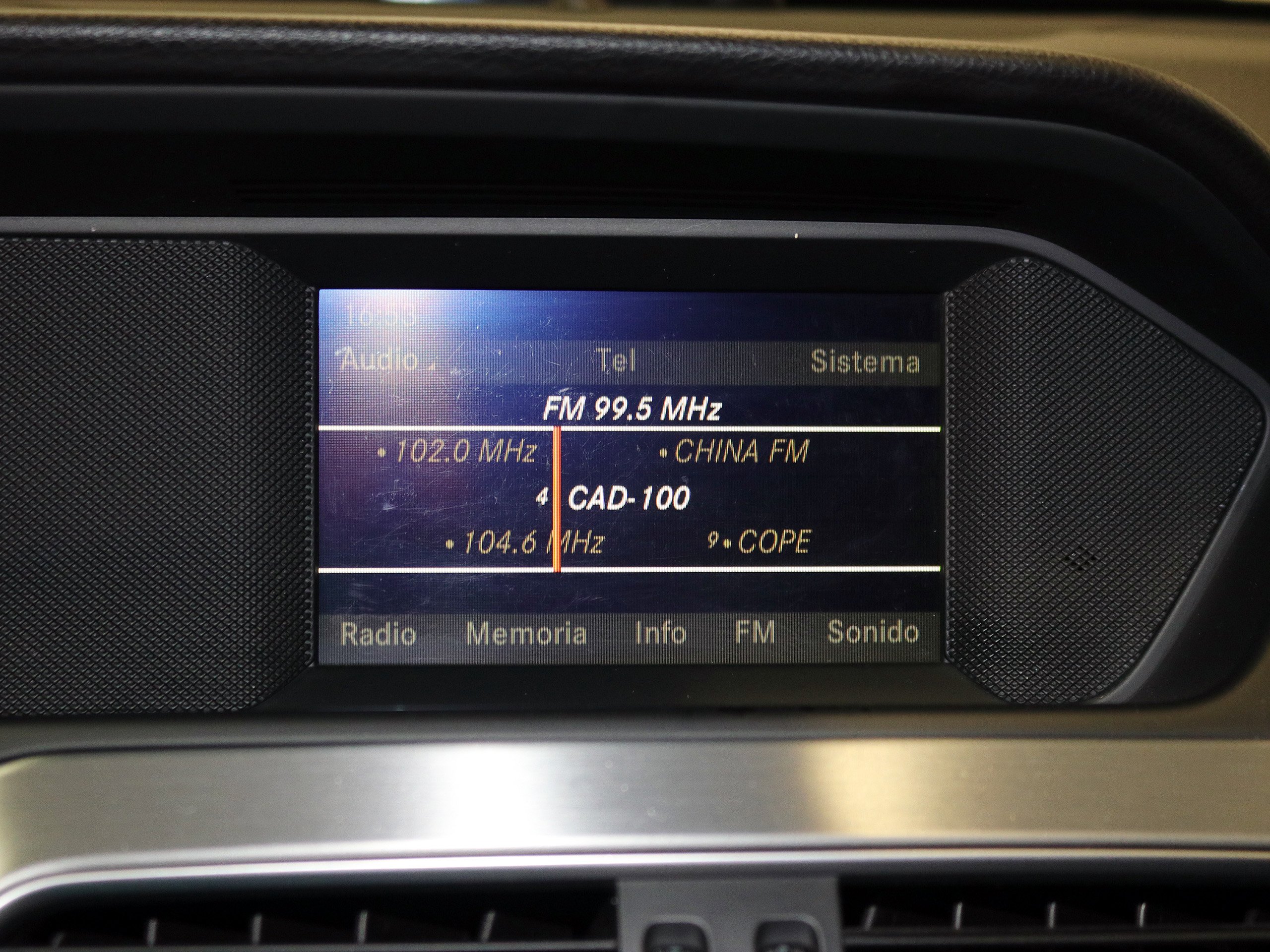 Foto Mercedes-Benz C 220 26 Foto Mercedes-Benz C 220 26