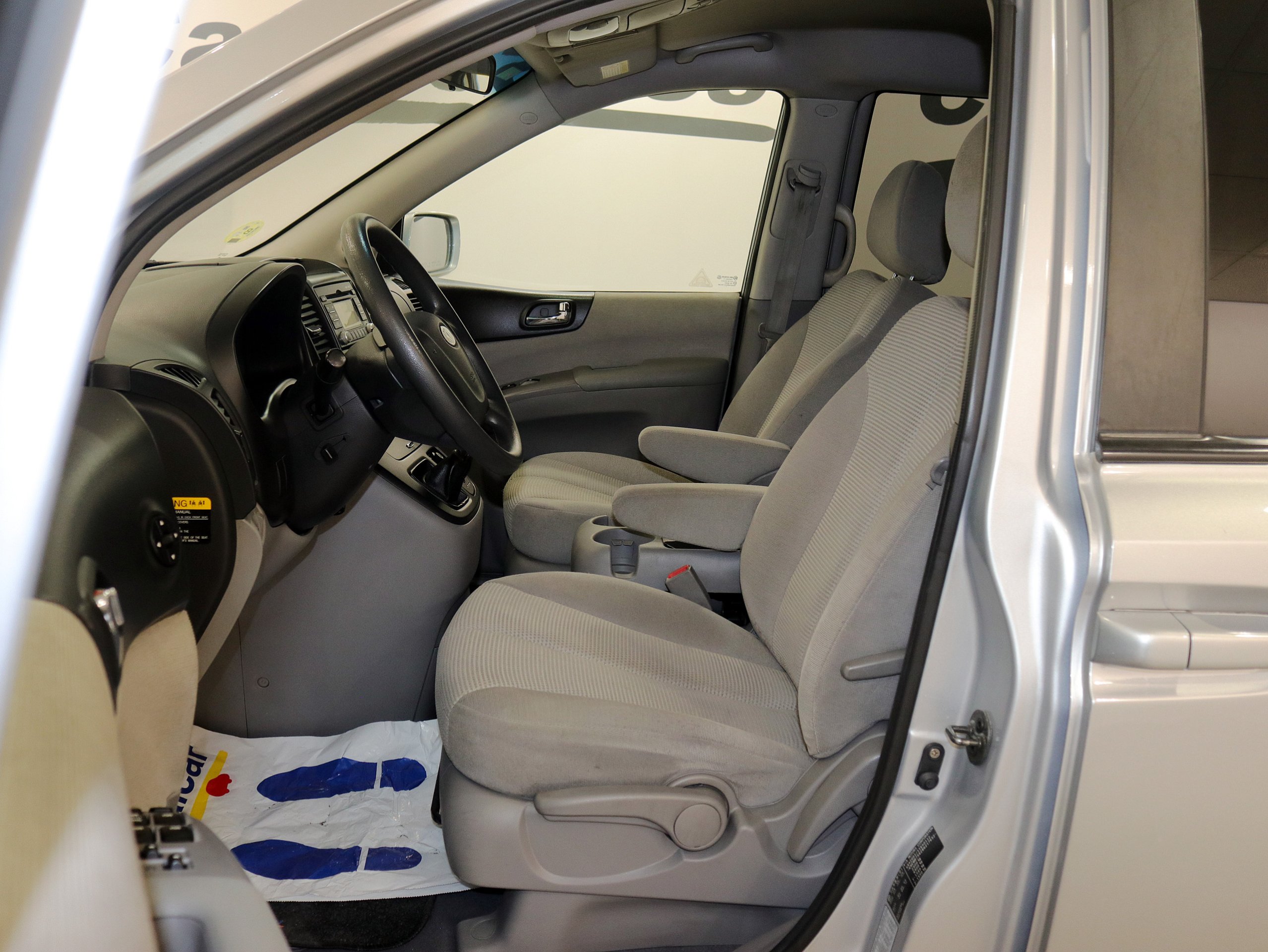 Foto Kia Carnival 16