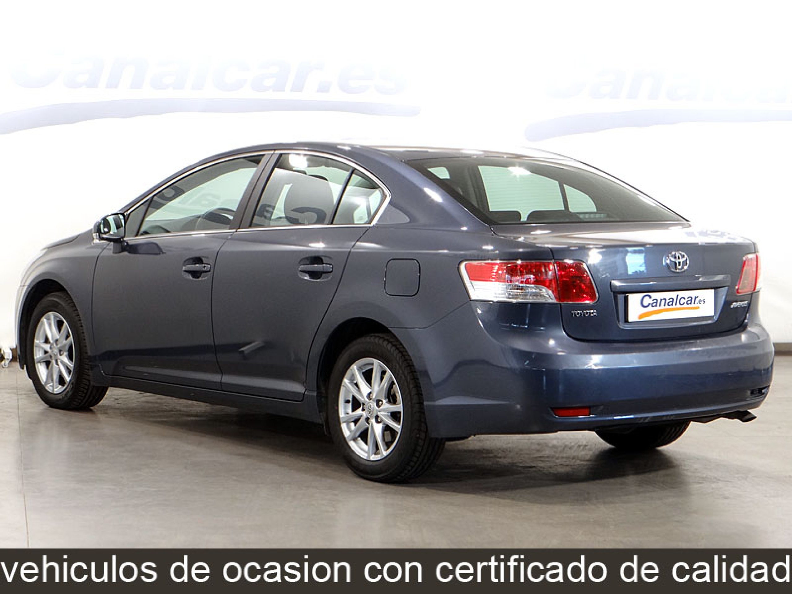 Foto Toyota Avensis 11