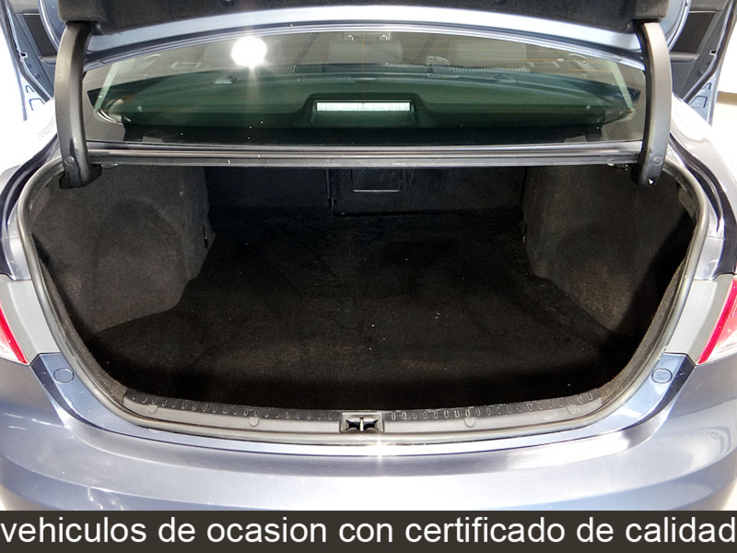 Foto Toyota Avensis 15