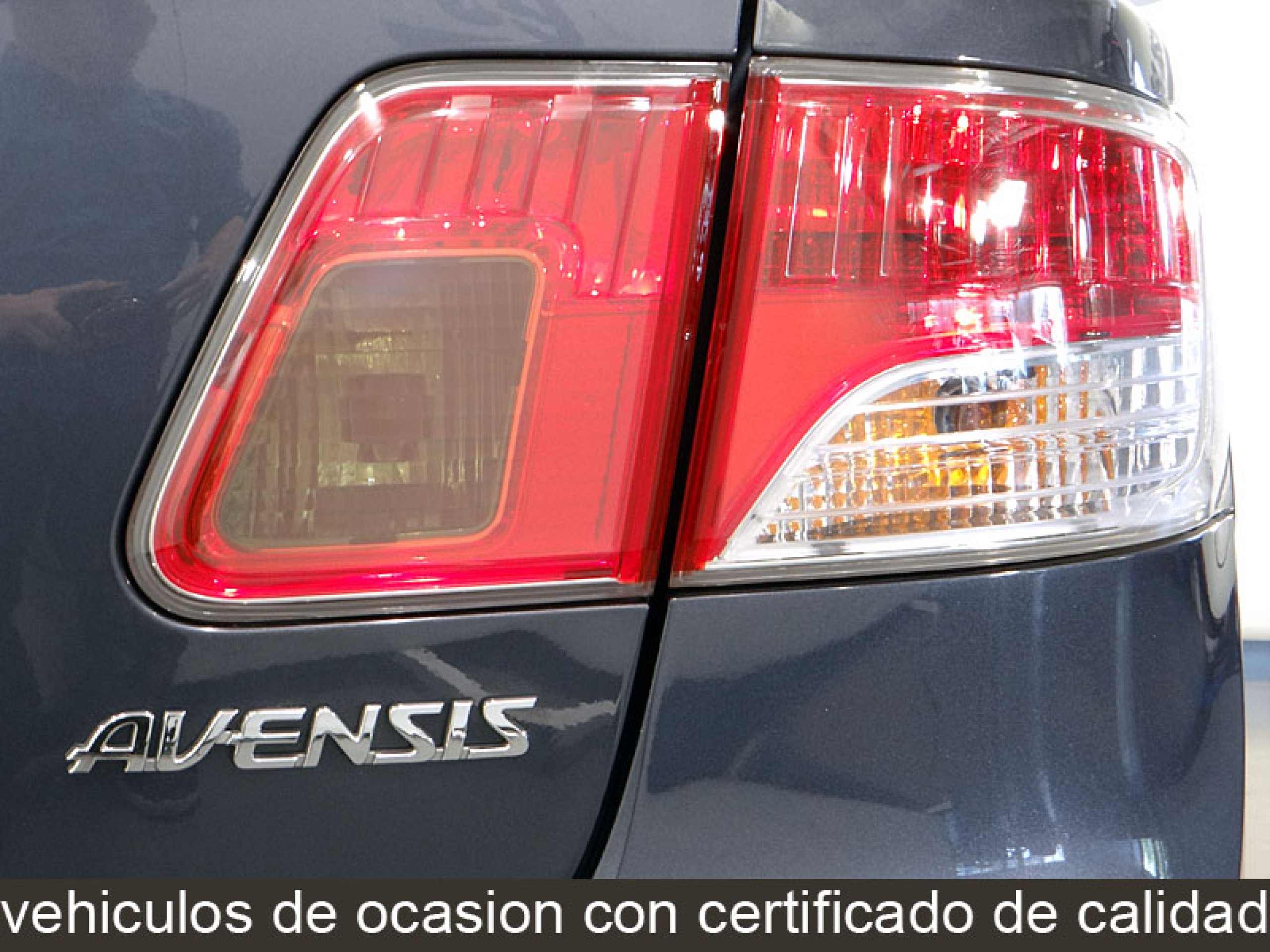 Foto Toyota Avensis 16