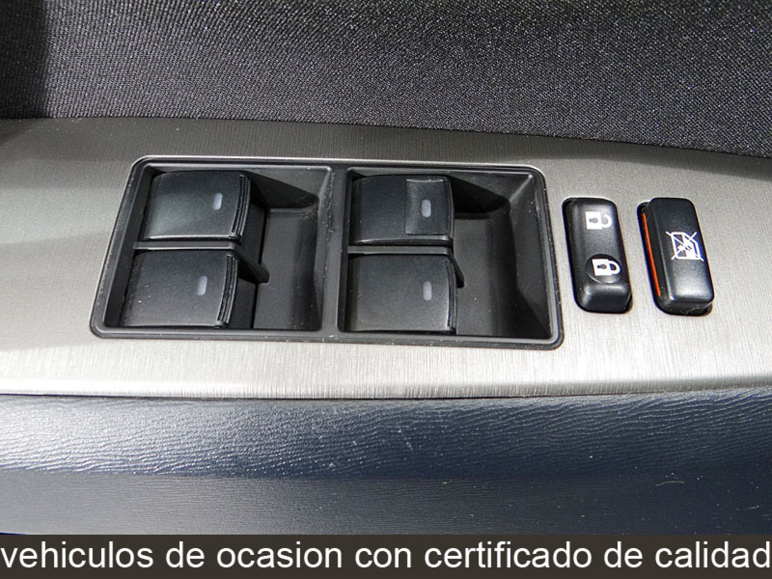 Foto Toyota Avensis 26