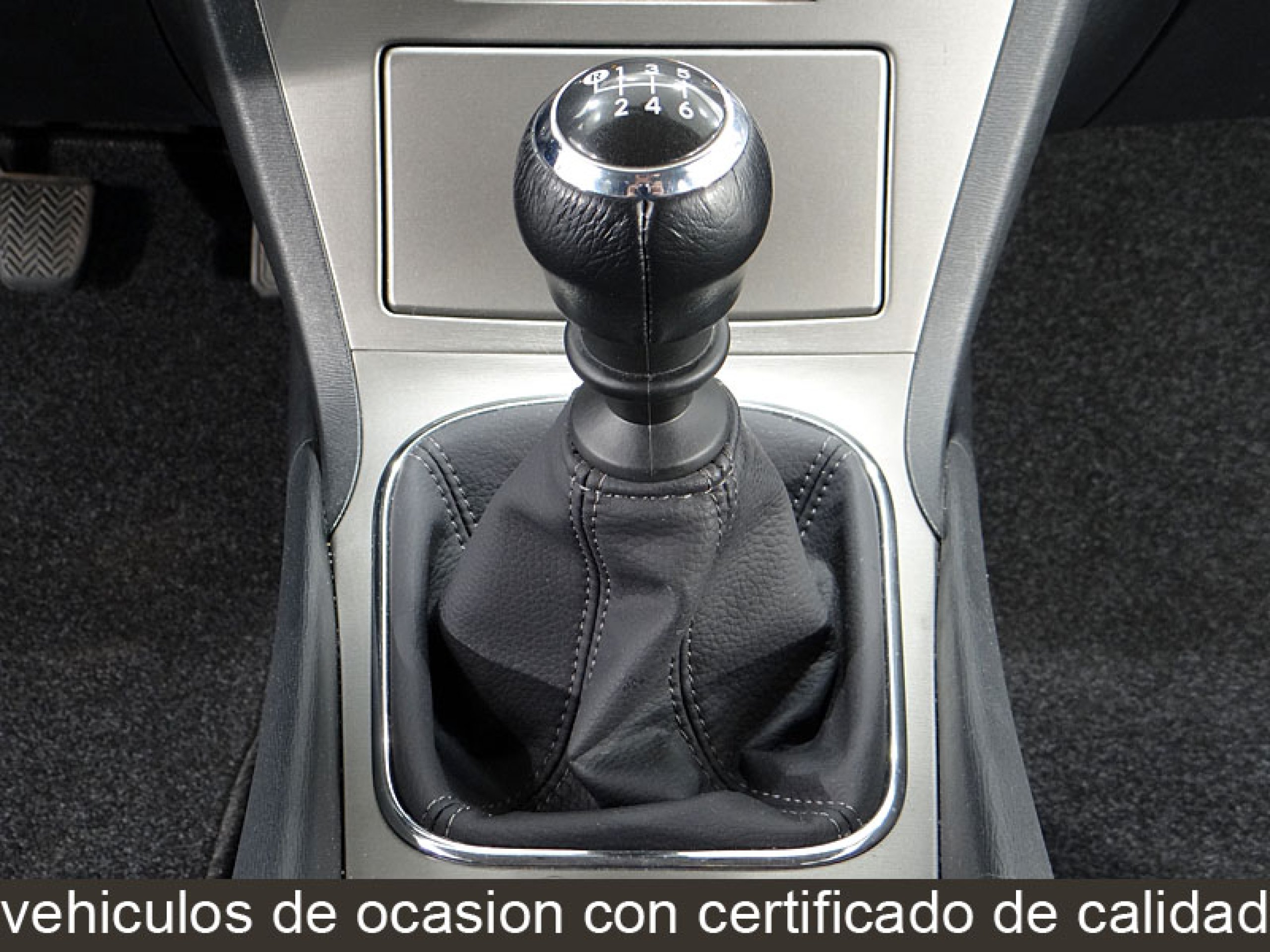 Foto Toyota Avensis 28