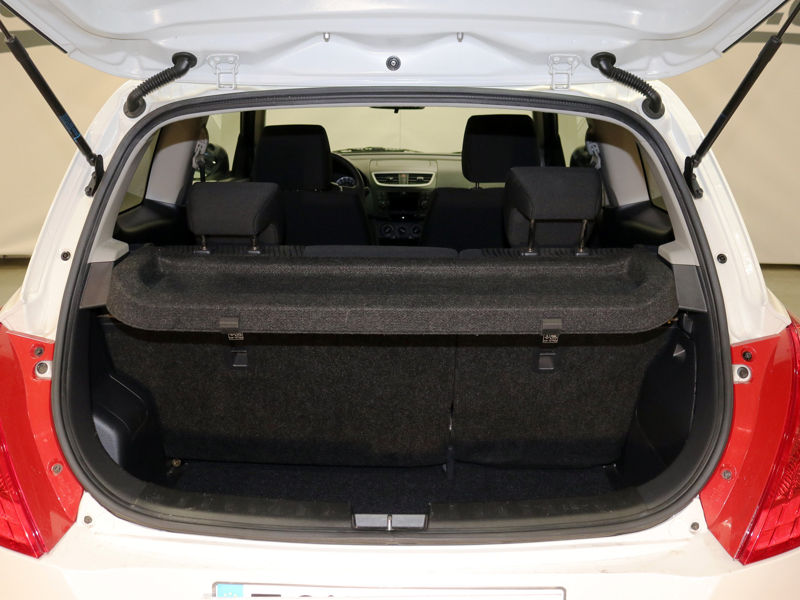 Foto Suzuki Swift 9
