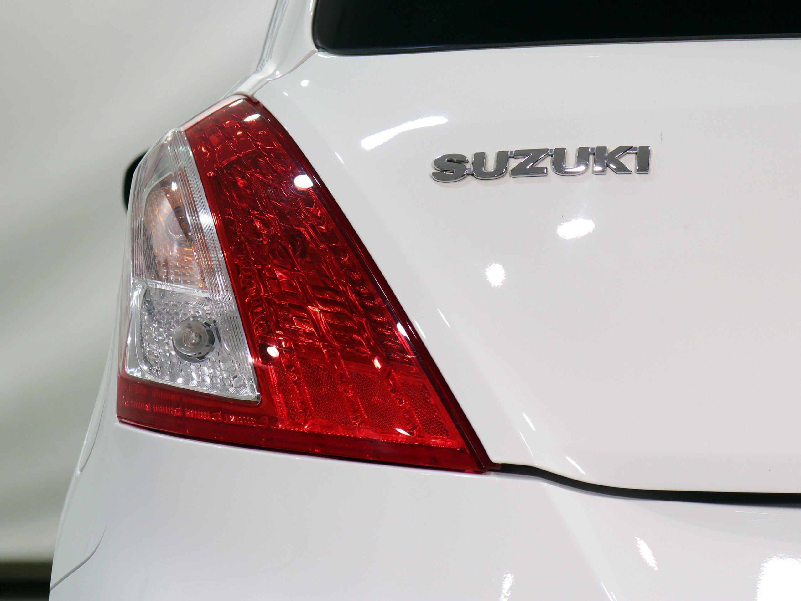 Foto Suzuki Swift 10
