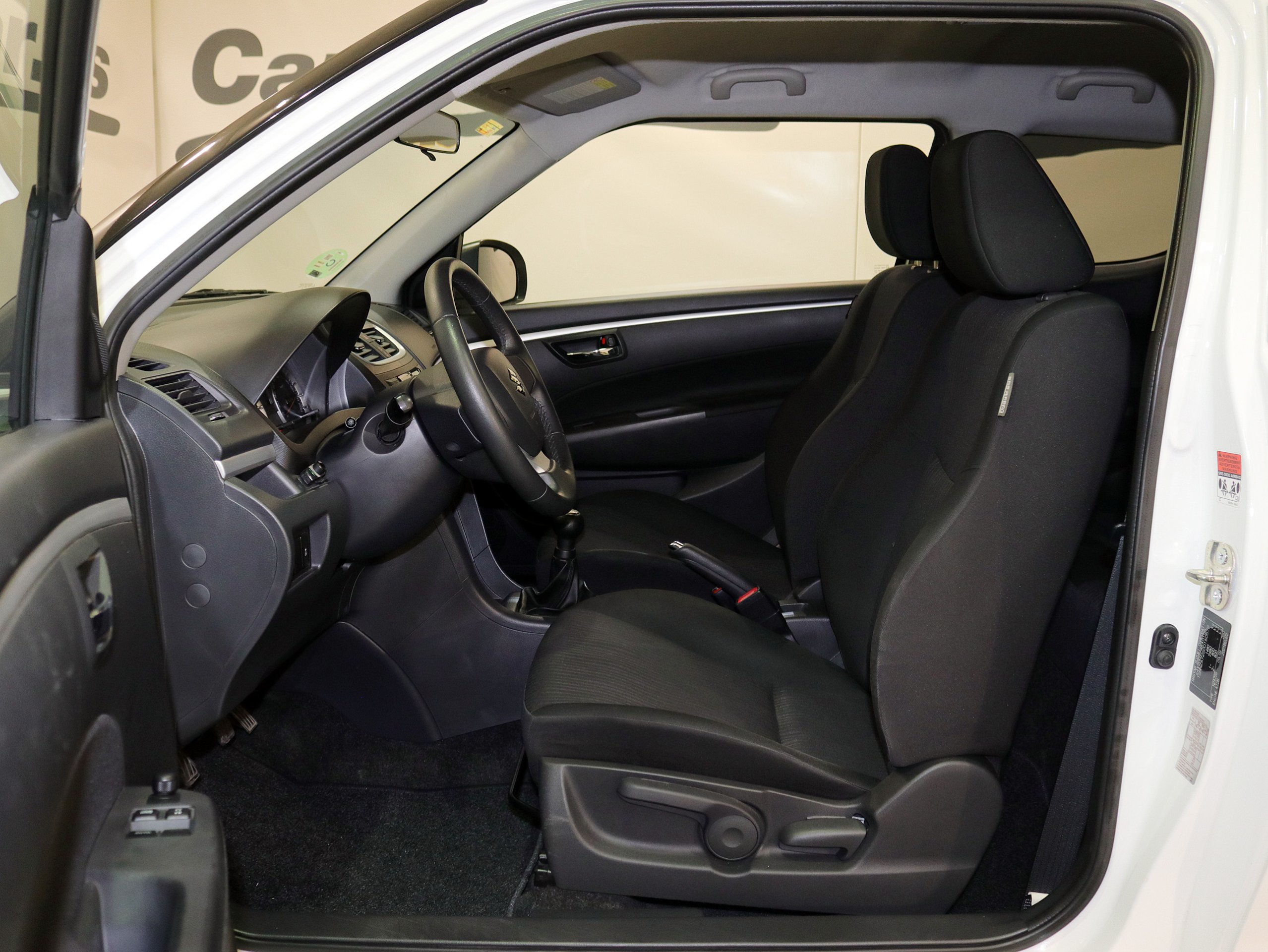 Foto Suzuki Swift 15