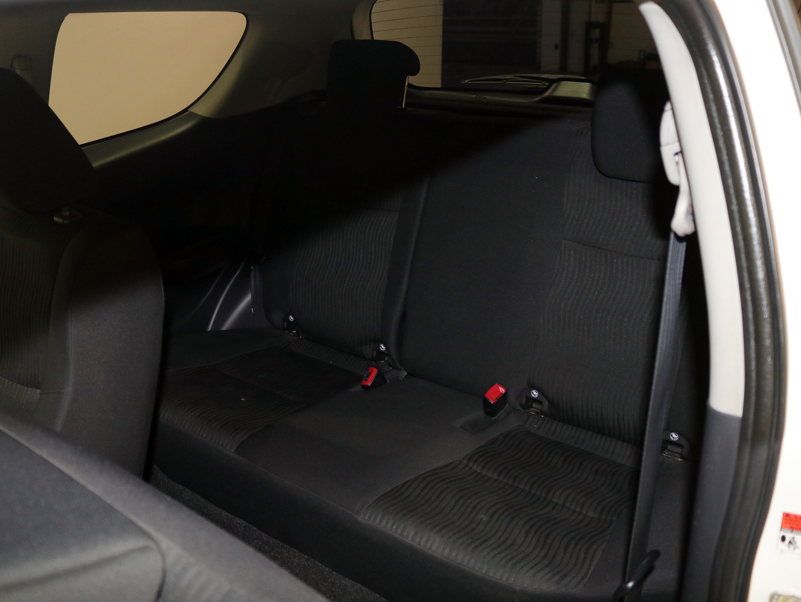 Foto Suzuki Swift 16