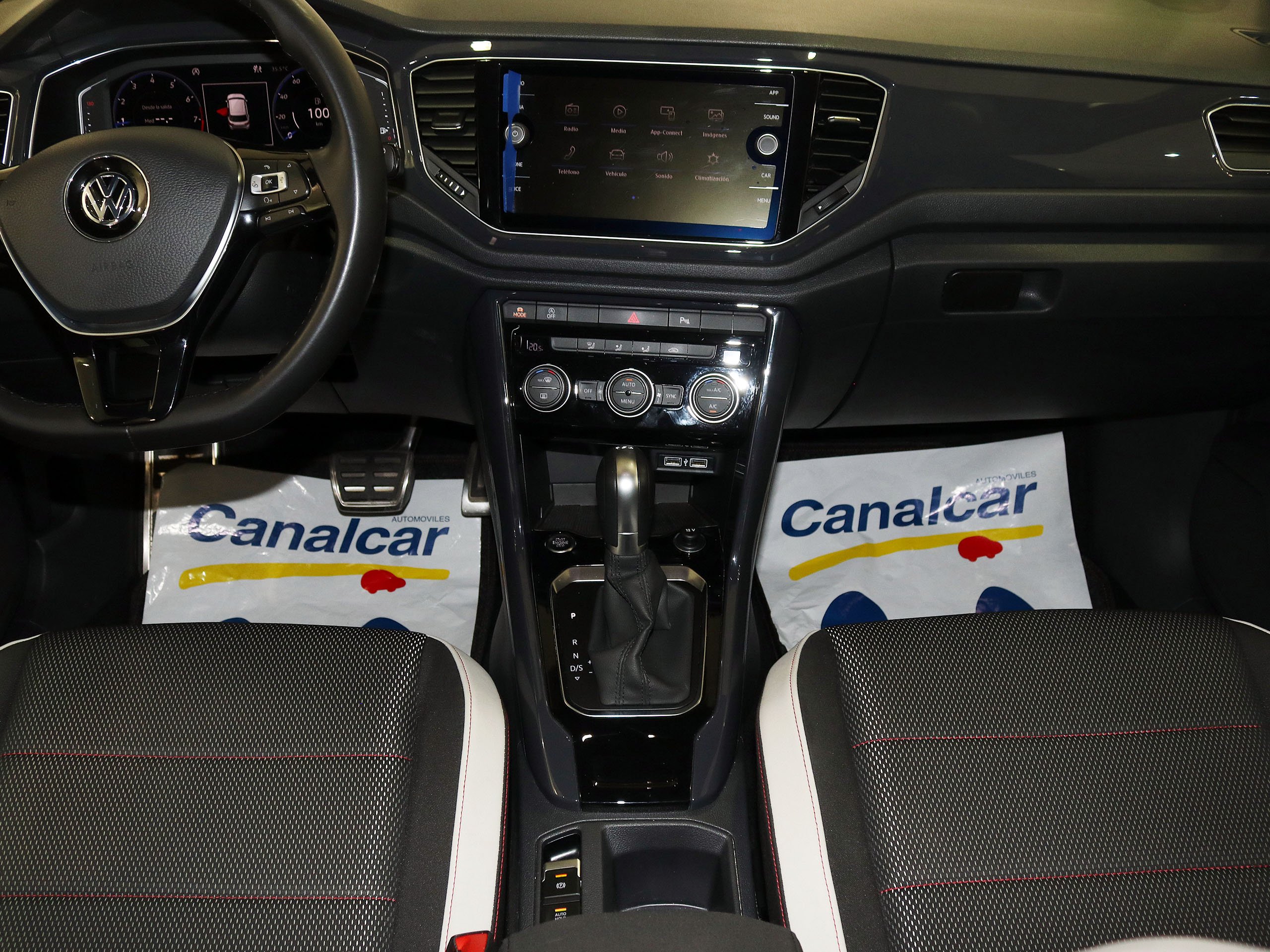 Foto Volkswagen T-Roc 21
